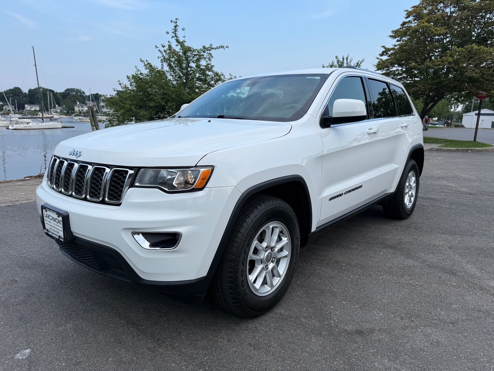 2020 Jeep Grand Cherokee Laredo E