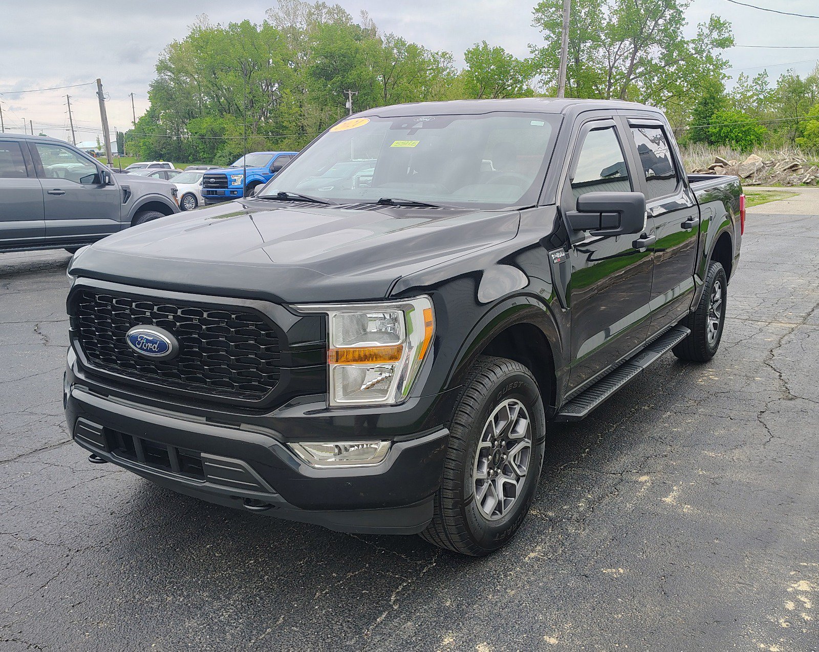 2021 Ford F-150 Truck SuperCrew Cab 