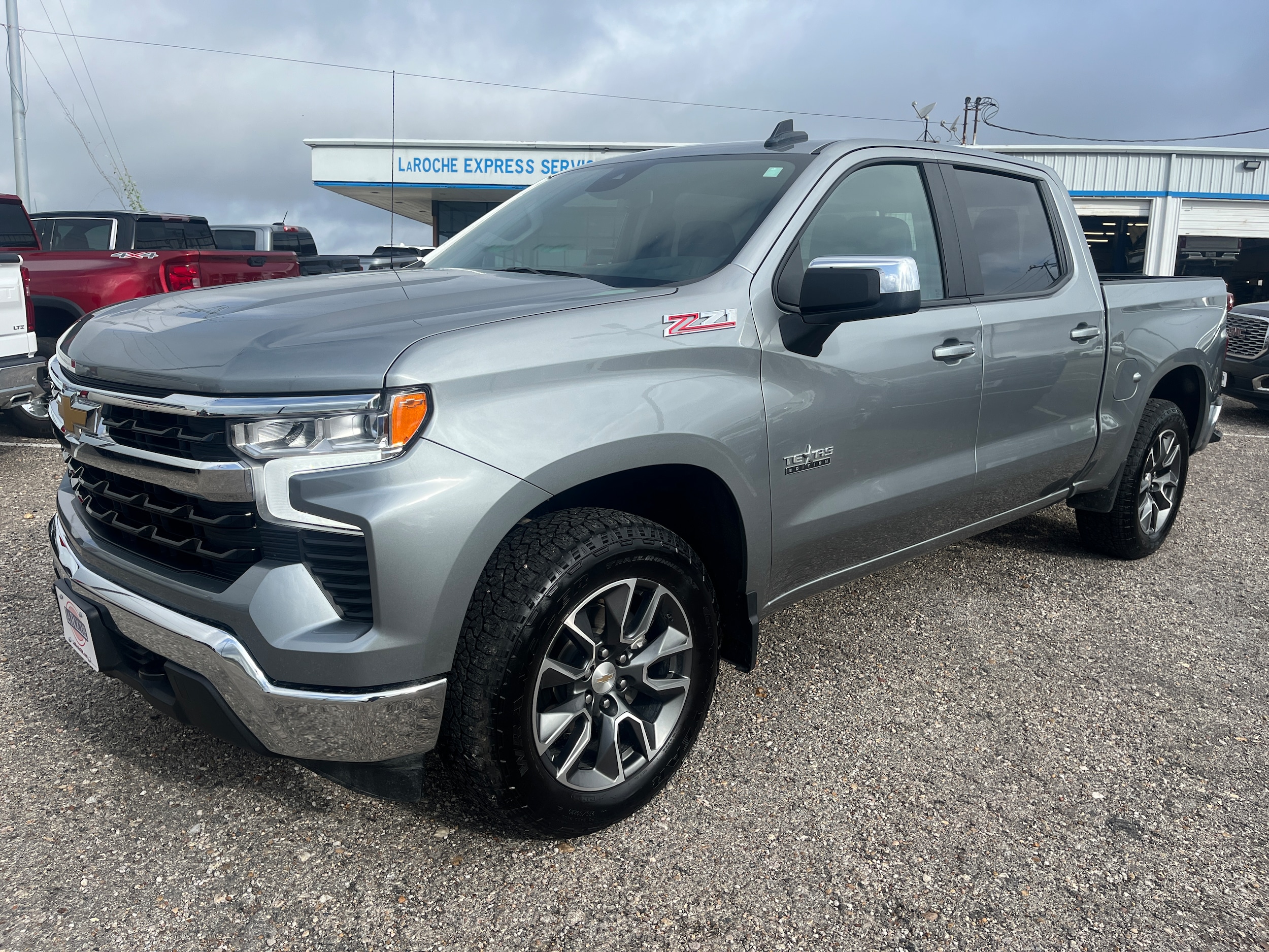 2025 Chevrolet Silverado 1500 LT