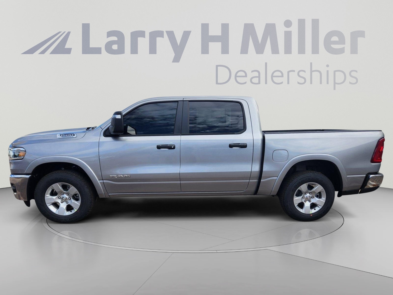 2026 RAM 1500 Big Horn/Lone Star - Photo 4