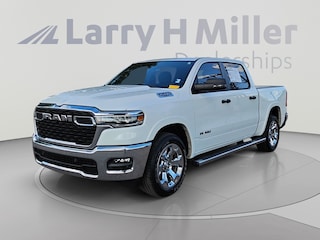 Used 2025 Ram 1500 Big Horn/Lone Star Big Horn 4x4 Crew Cab 57 Box Albuquerque, NM