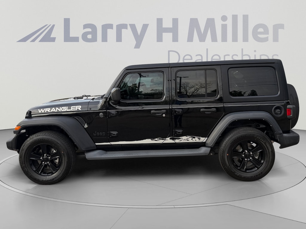 Used 2023 Jeep Wrangler Sport SUV