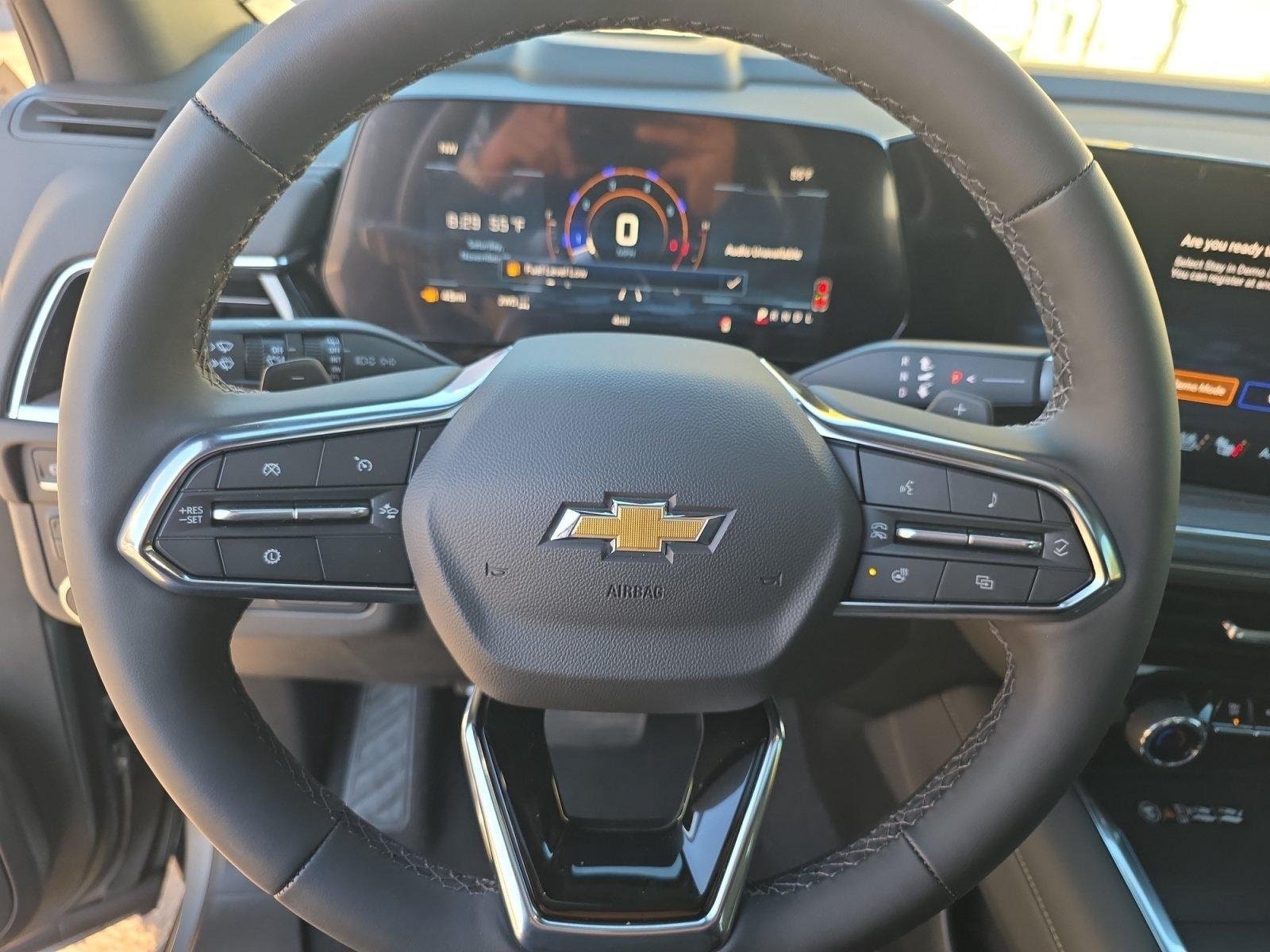 2026 Chevrolet Suburban Premier - Photo 18