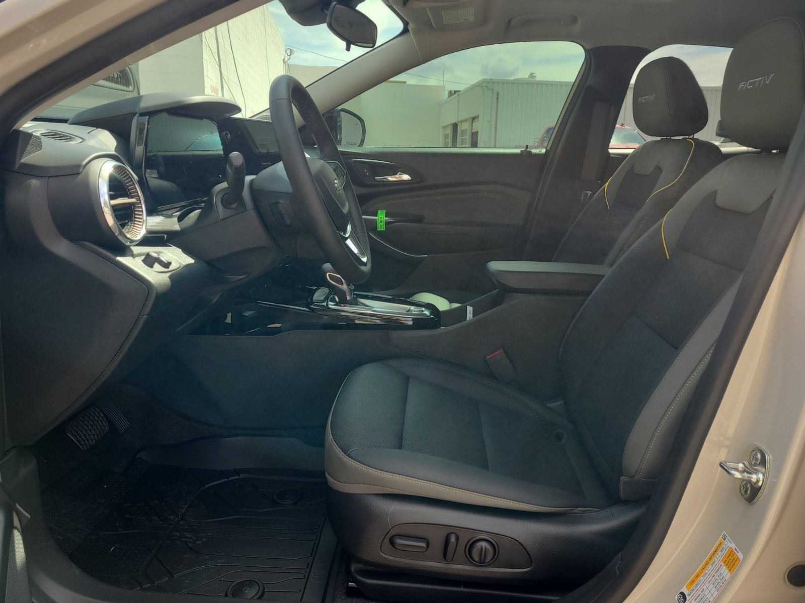 2026 Chevrolet Trax Activ - Photo 13