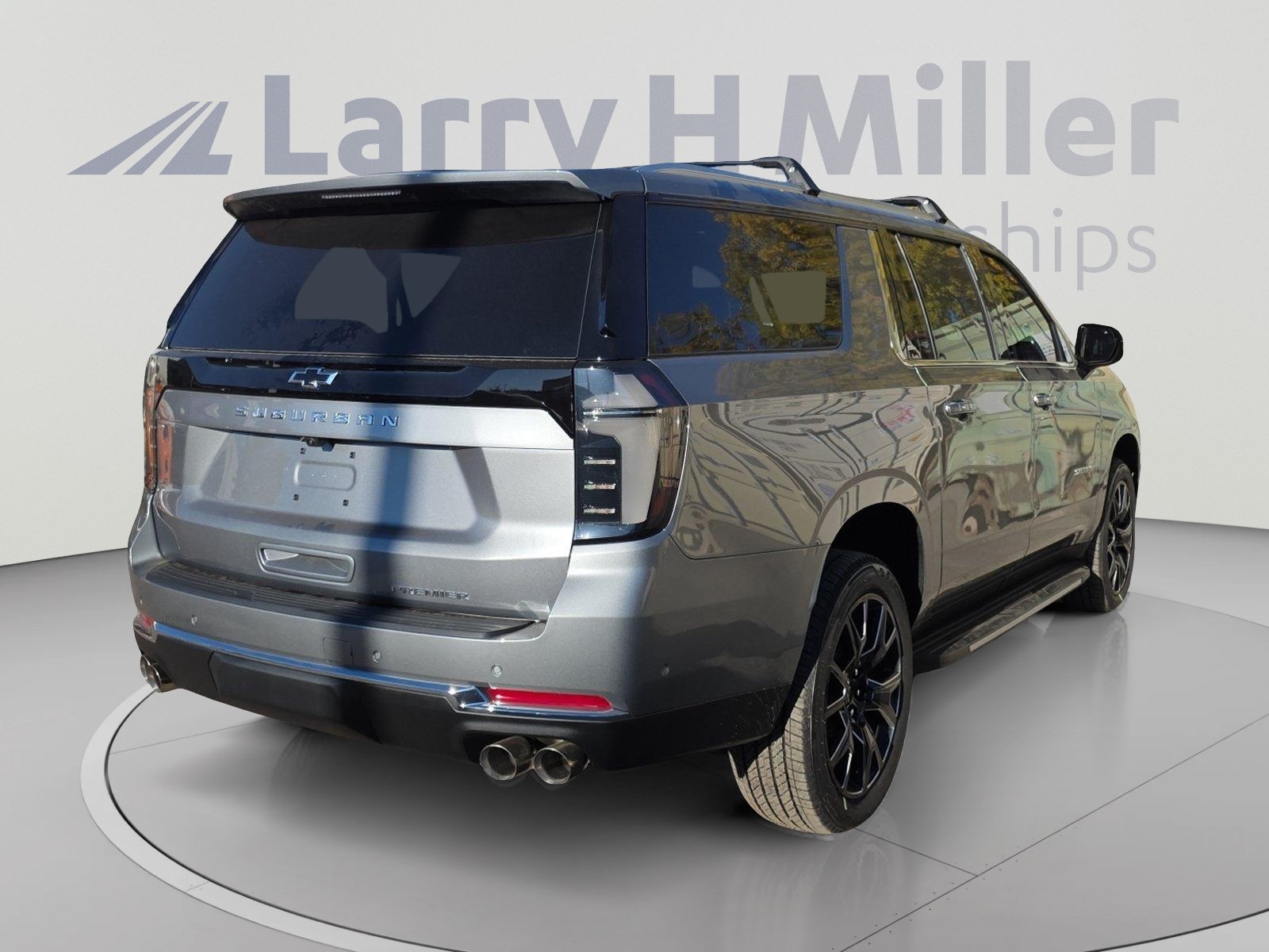 2026 Chevrolet Suburban Premier - Photo 6