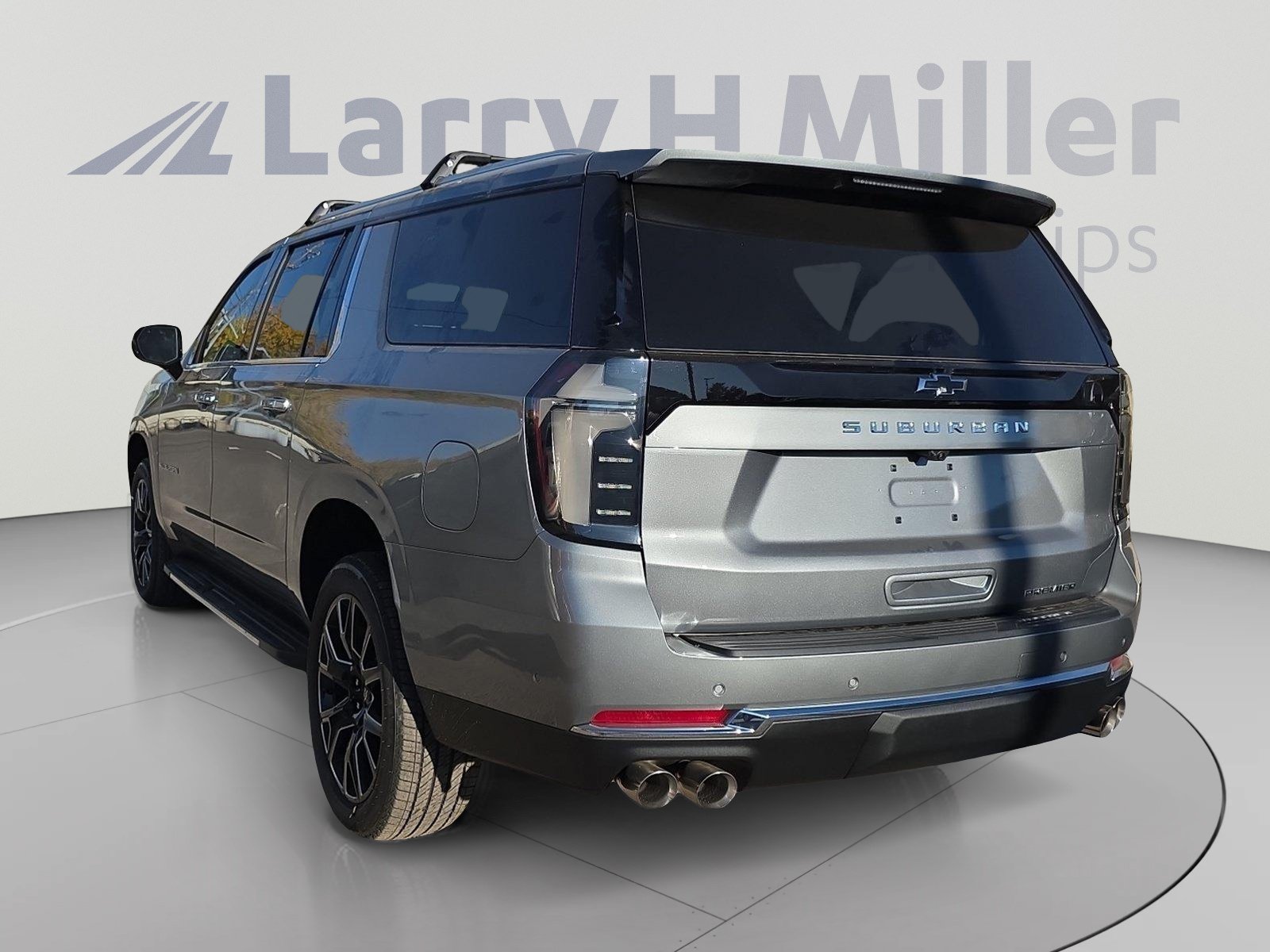 2026 Chevrolet Suburban Premier - Photo 4
