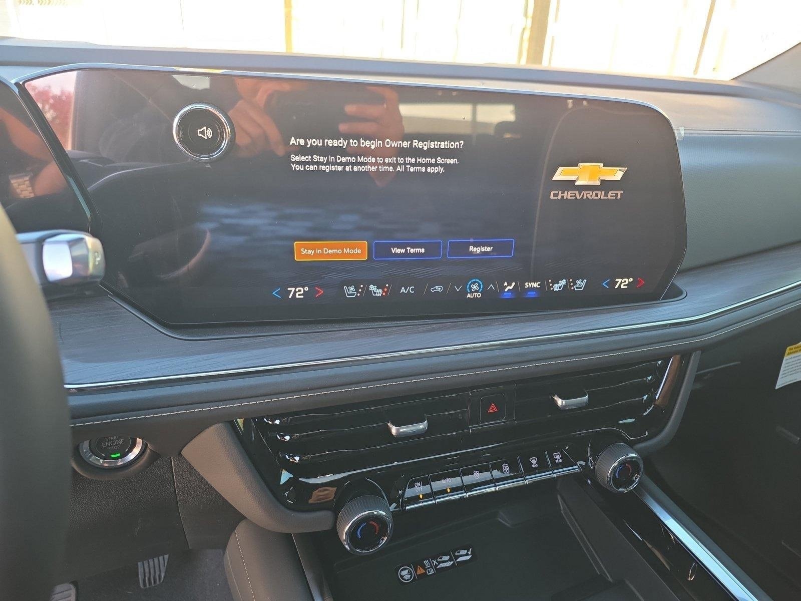 2026 Chevrolet Suburban Premier - Photo 27