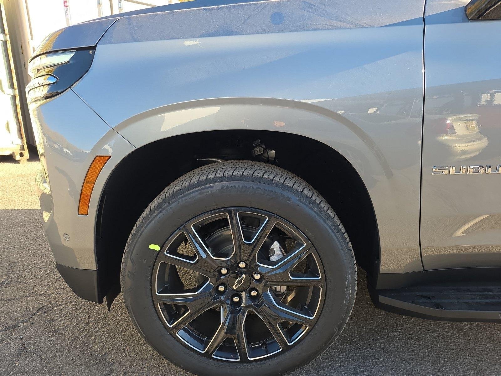 2026 Chevrolet Suburban Premier - Photo 11
