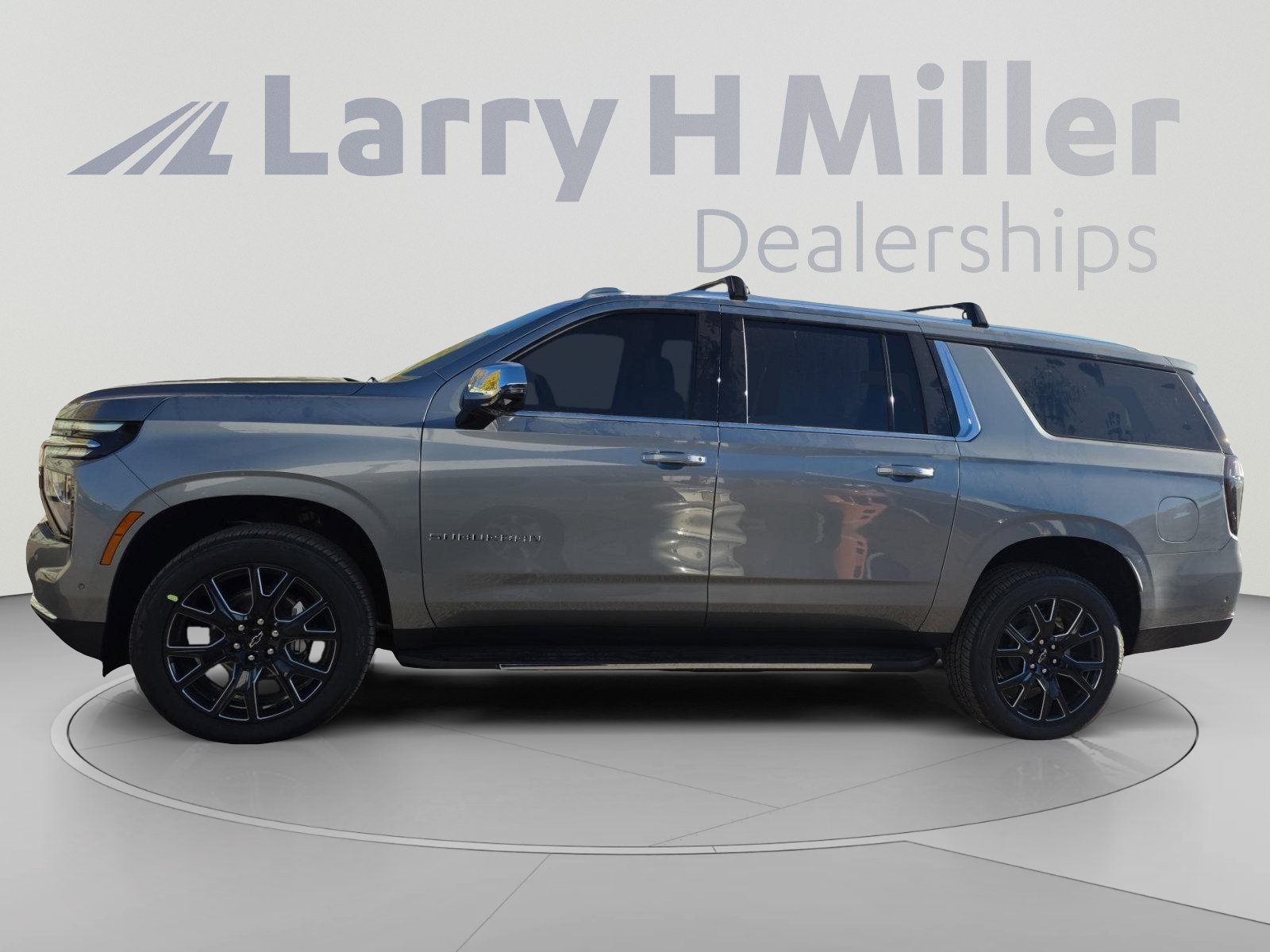 2026 Chevrolet Suburban Premier - Photo 3