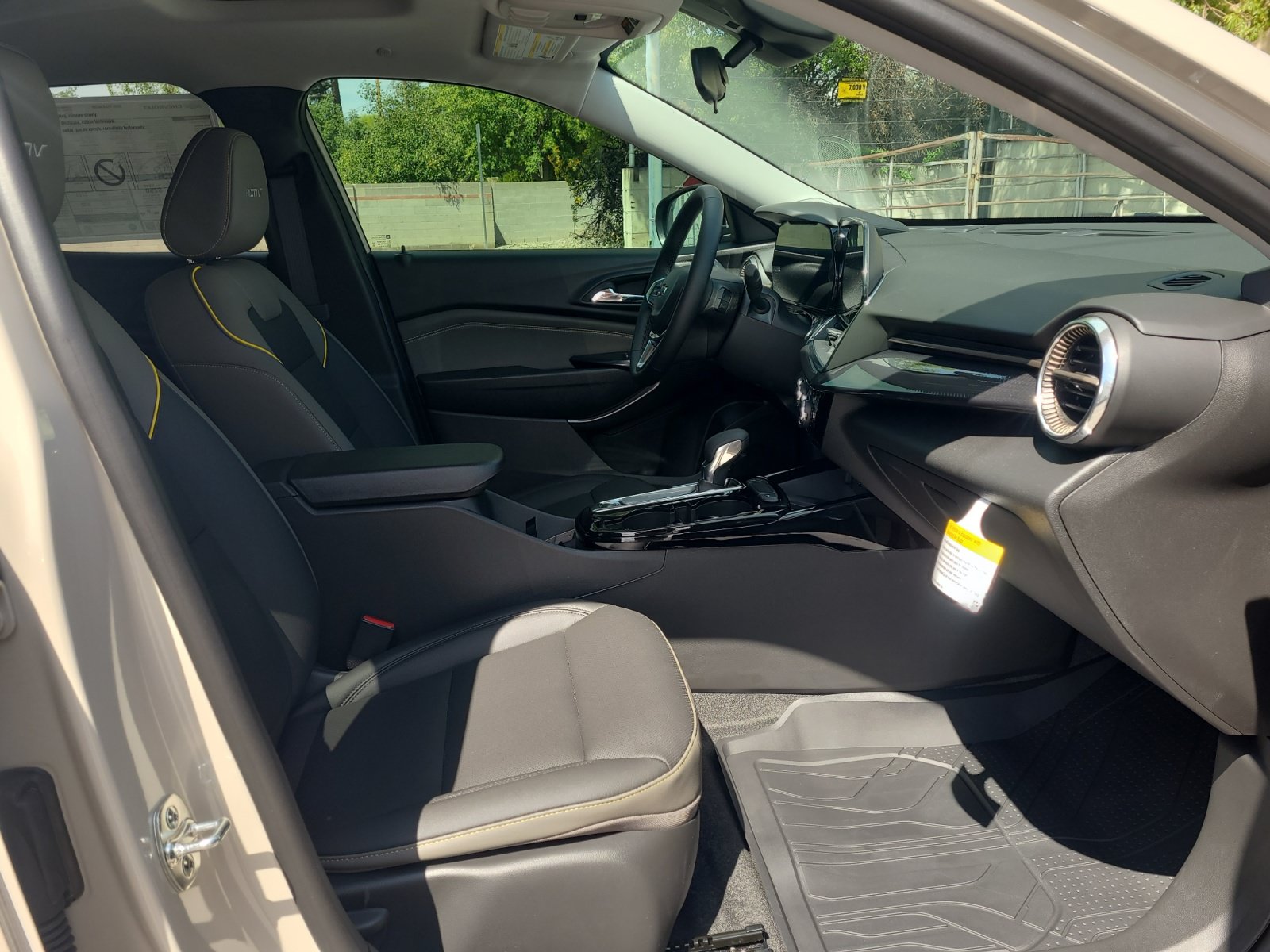2026 Chevrolet Trax Activ - Photo 30