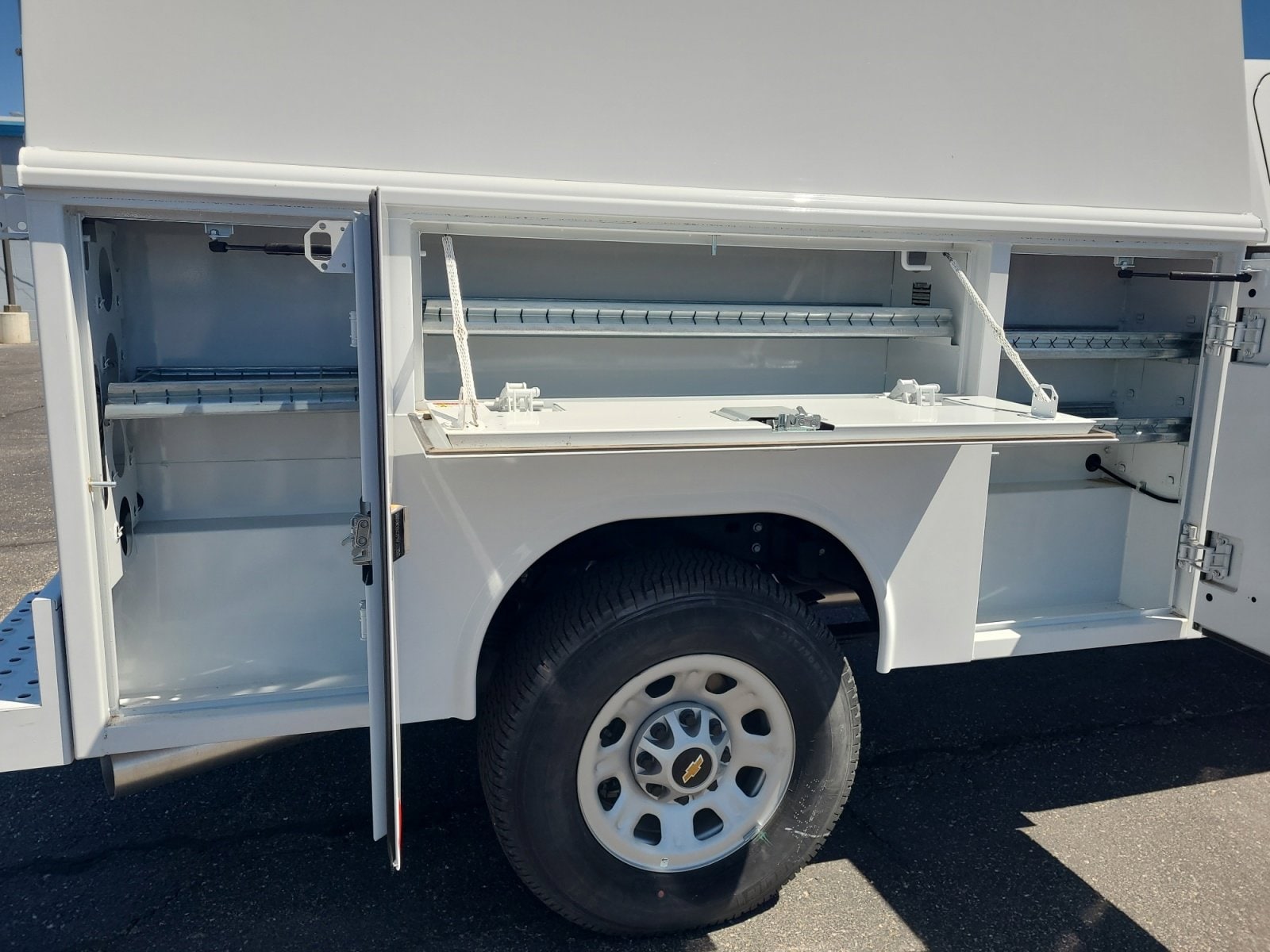 2024 Chevrolet Silverado 3500 HD Work Truck - Photo 28