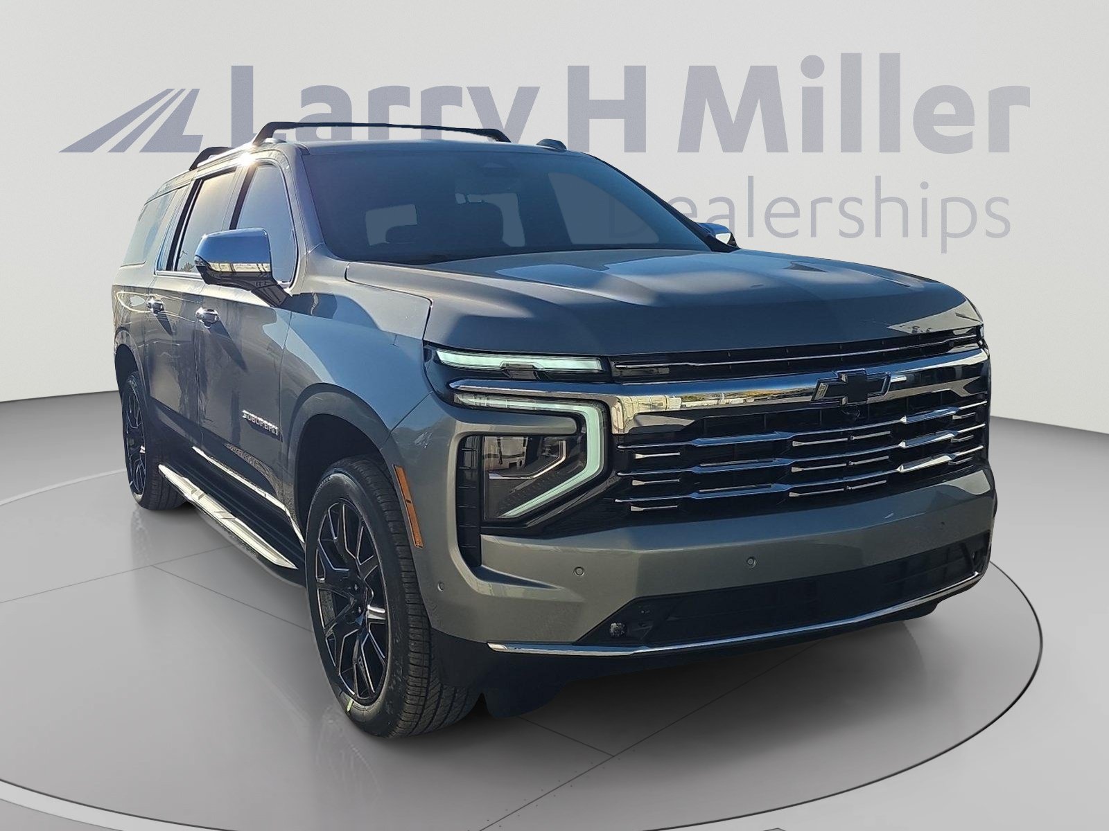2026 Chevrolet Suburban Premier - Photo 8