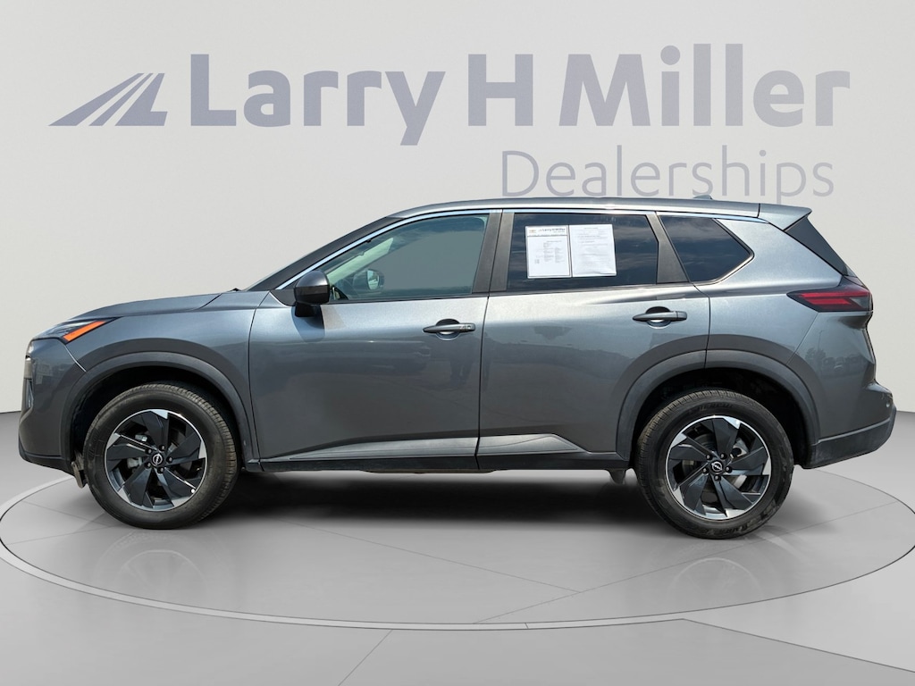 Used 2024 Nissan Rogue SV SUV