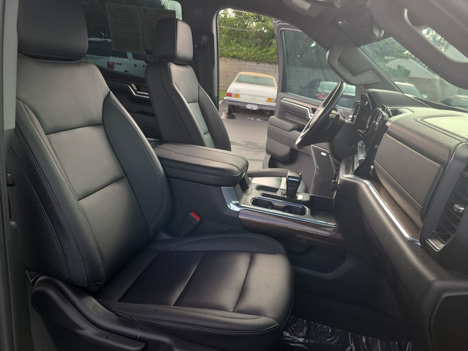 2024 Chevrolet Silverado 1500 RST - Photo 20