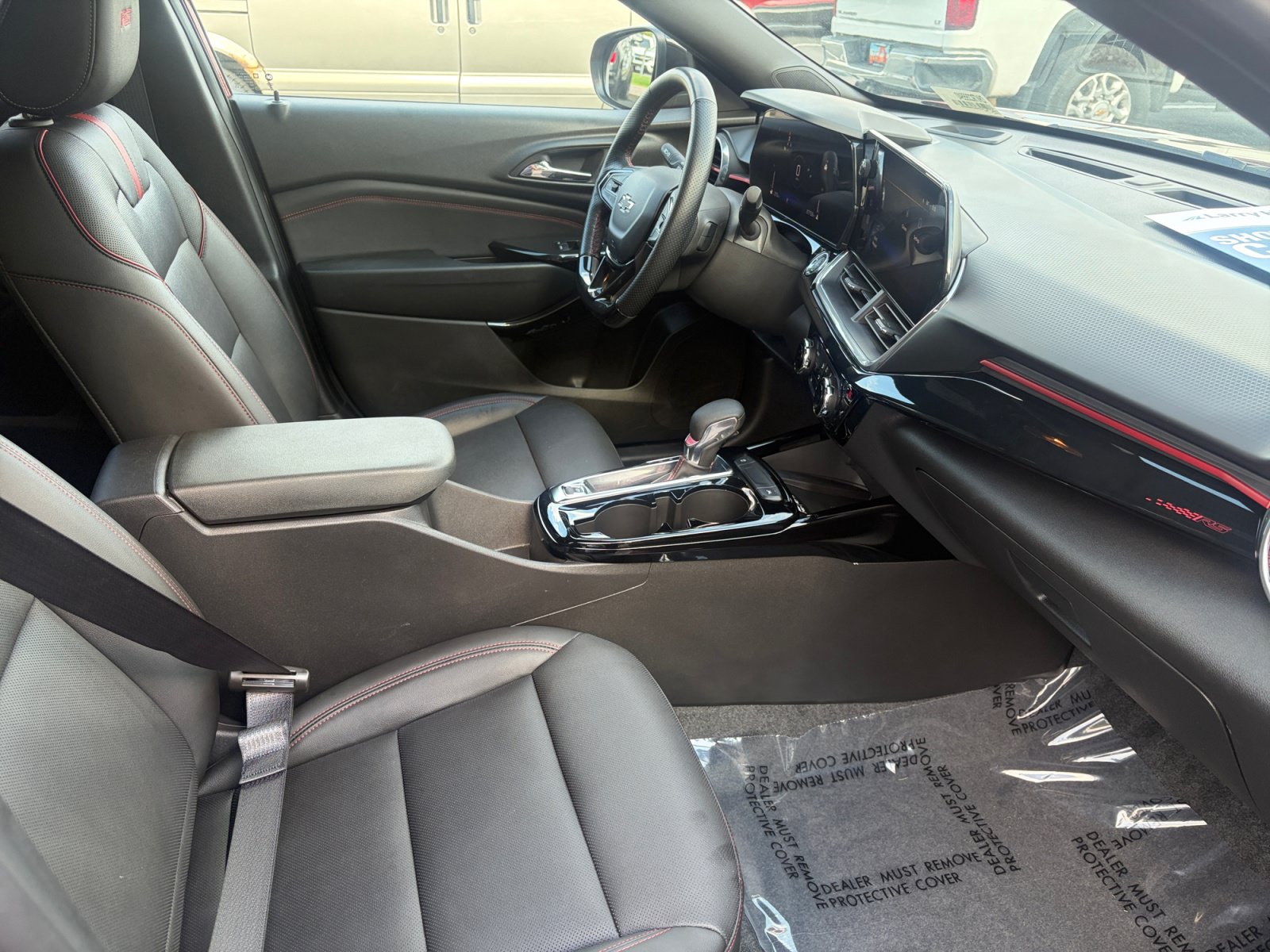2024 Chevrolet Trax RS - Photo 25