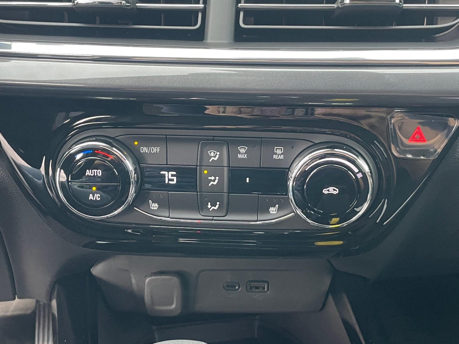 2026 Chevrolet Trax Activ - Photo 20