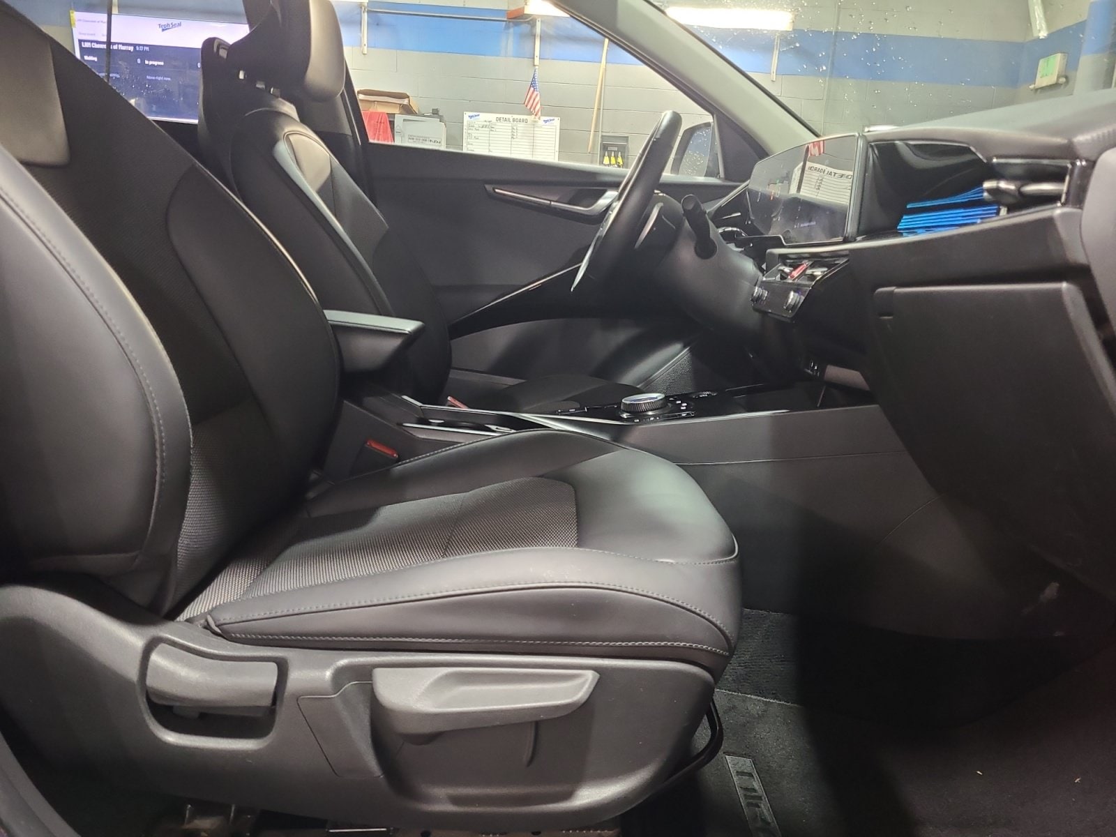 2023 Kia Niro EX - Photo 19