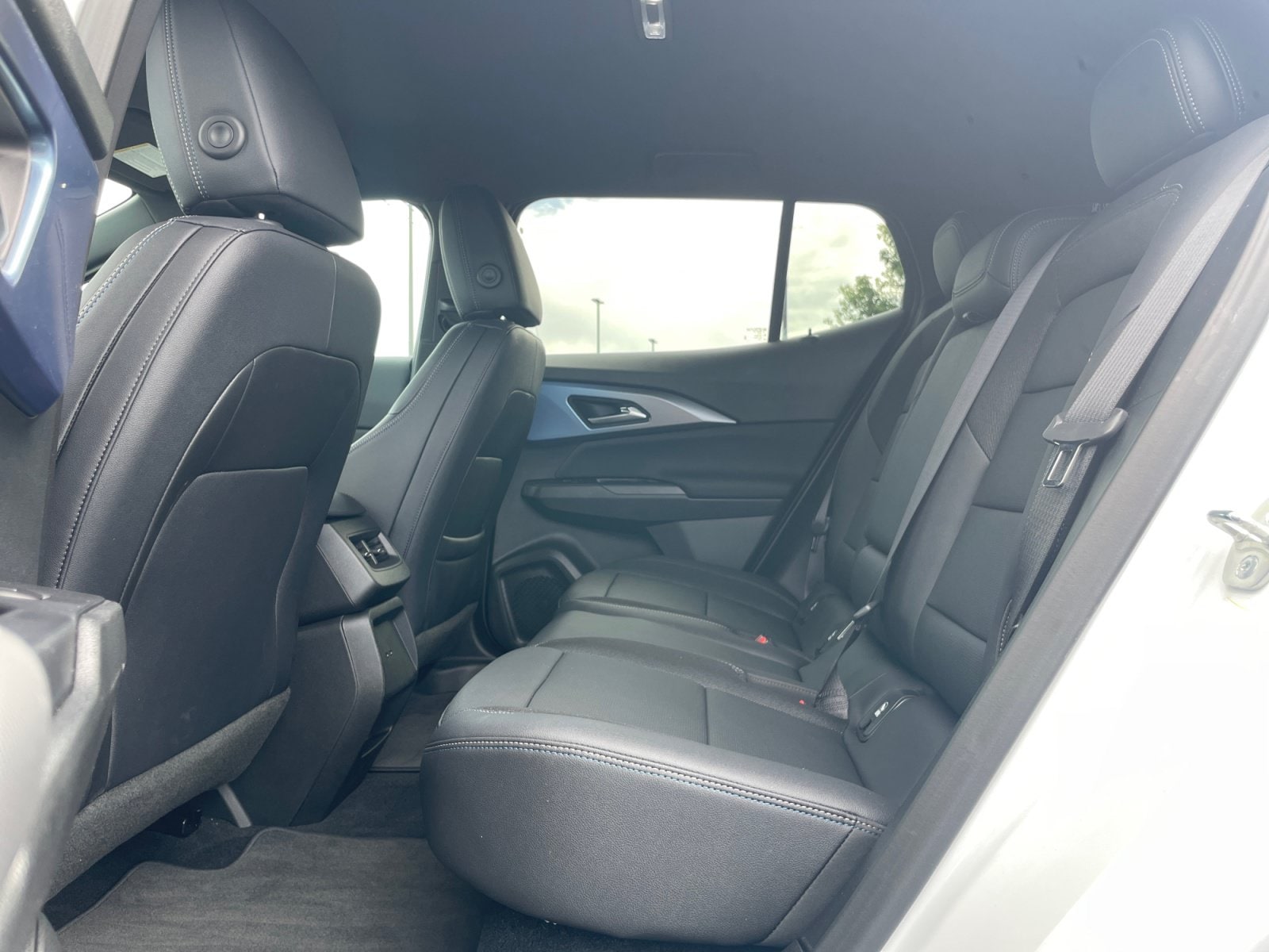 2026 Chevrolet Equinox EV 2LT - Photo 23