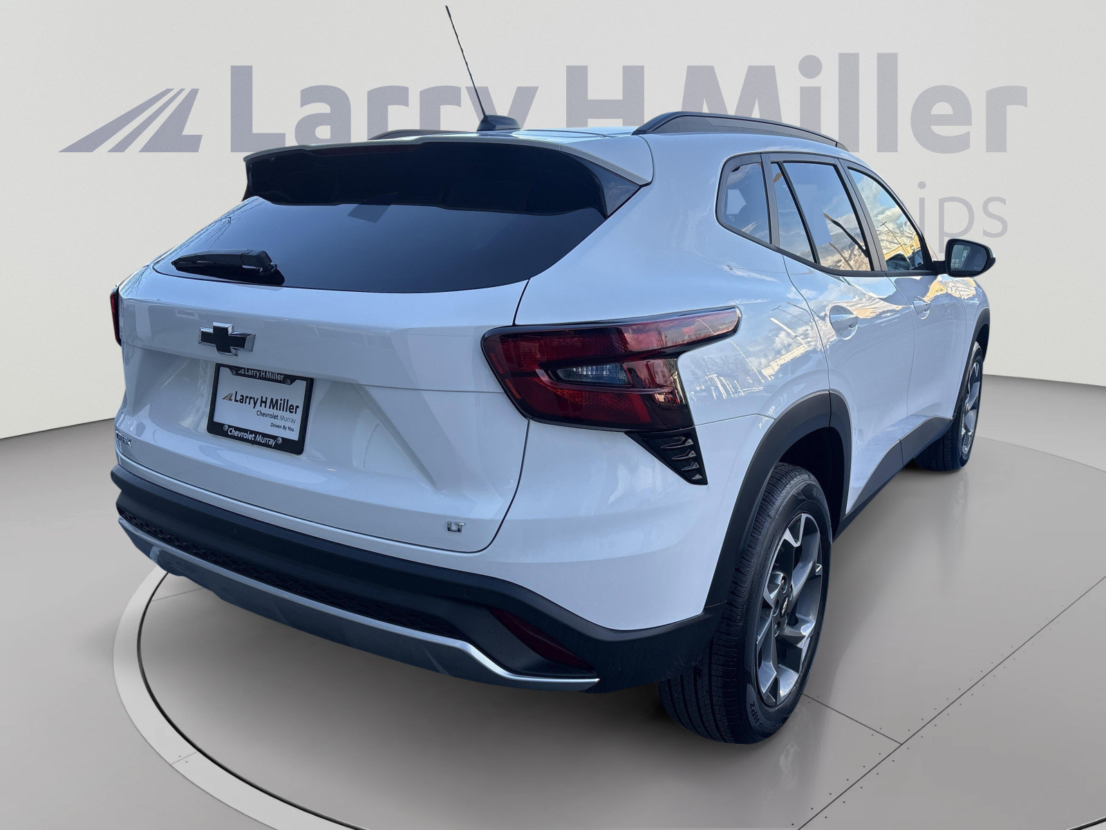2026 Chevrolet Trax LT - Photo 6