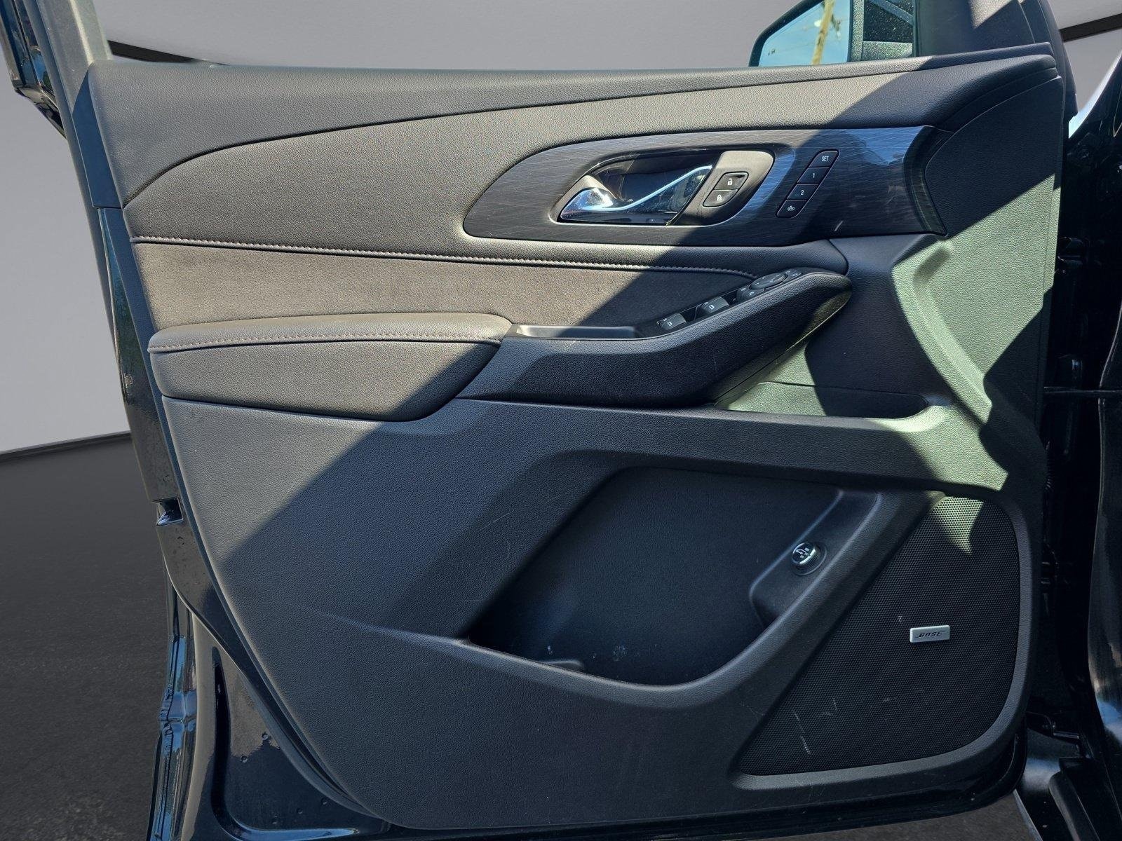 2023 Chevrolet Traverse High Country - Photo 17