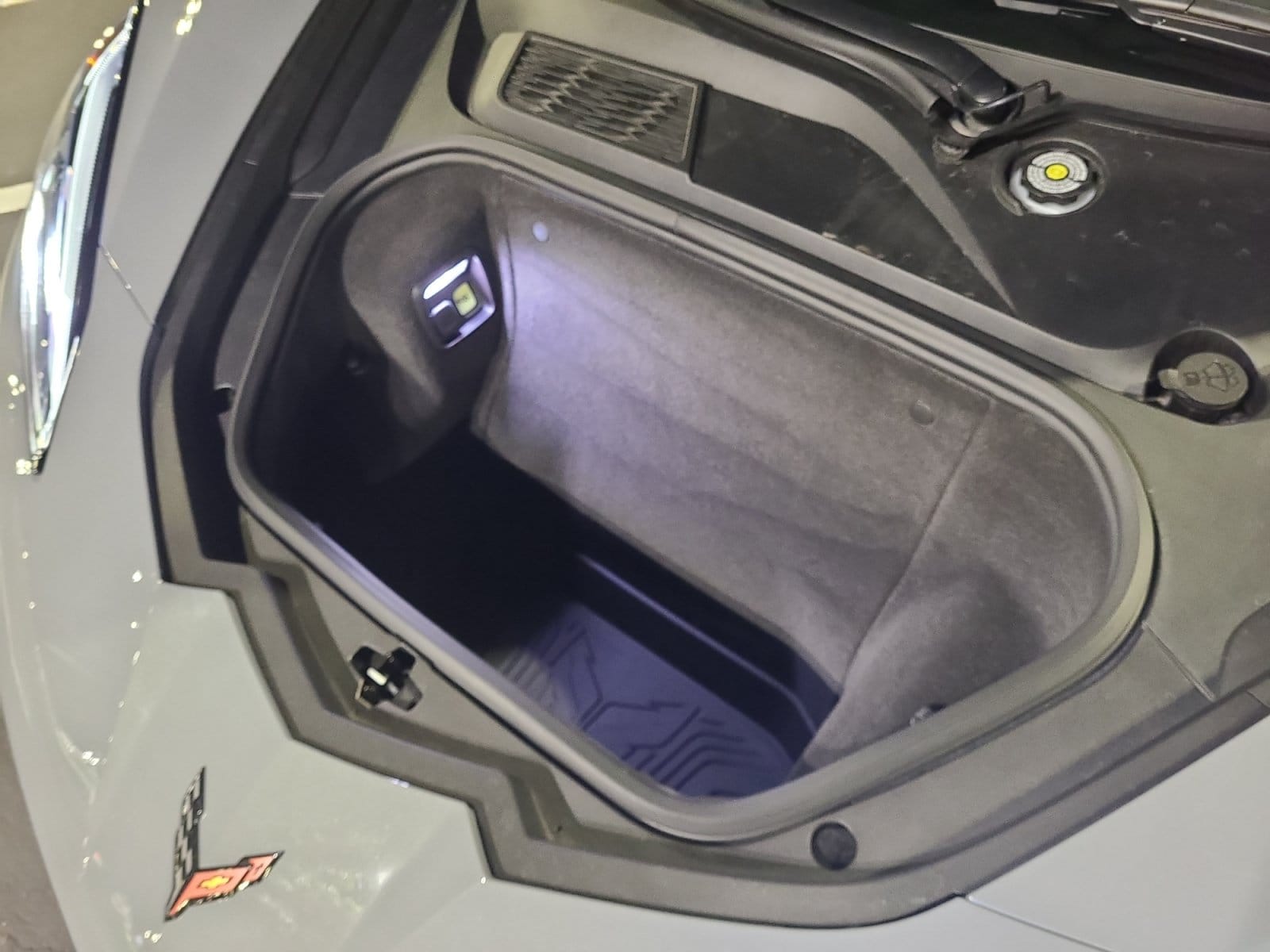 2025 Chevrolet Corvette 2LT - Photo 35