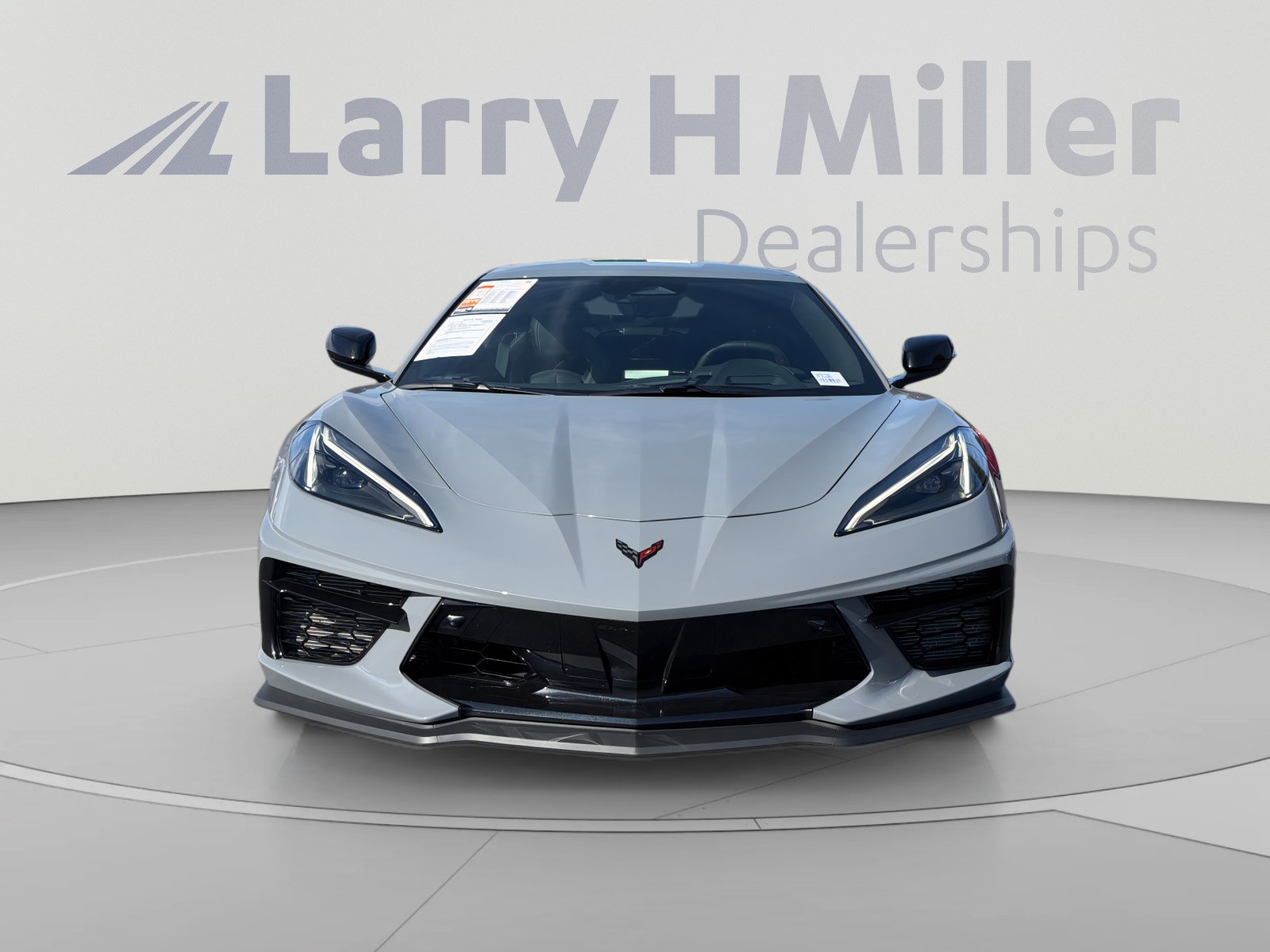 2025 Chevrolet Corvette 2LT - Photo 9