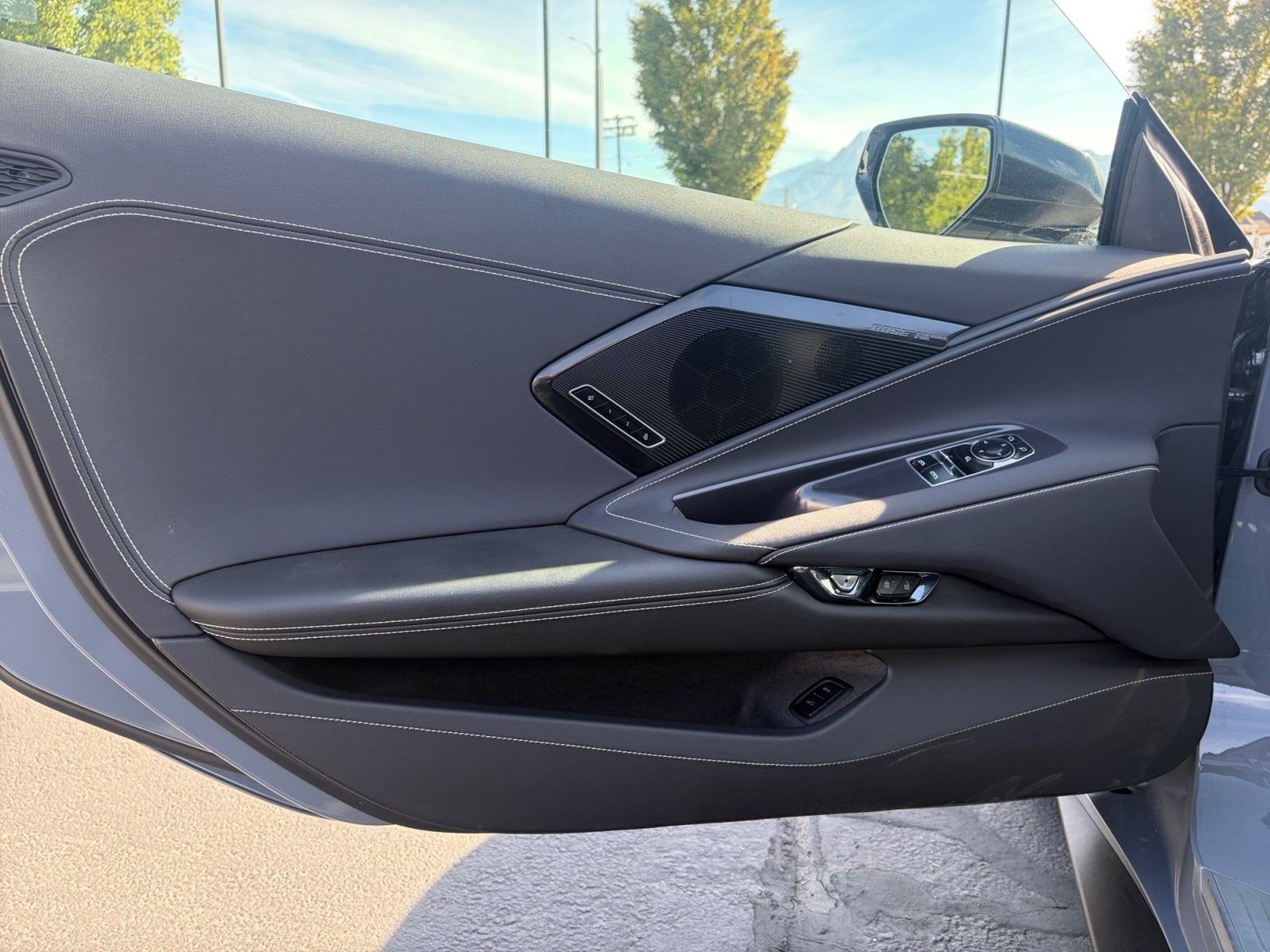2025 Chevrolet Corvette 2LT - Photo 10