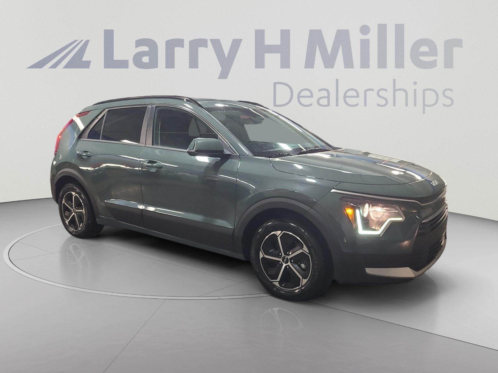 2023 Kia Niro EX - Photo 8