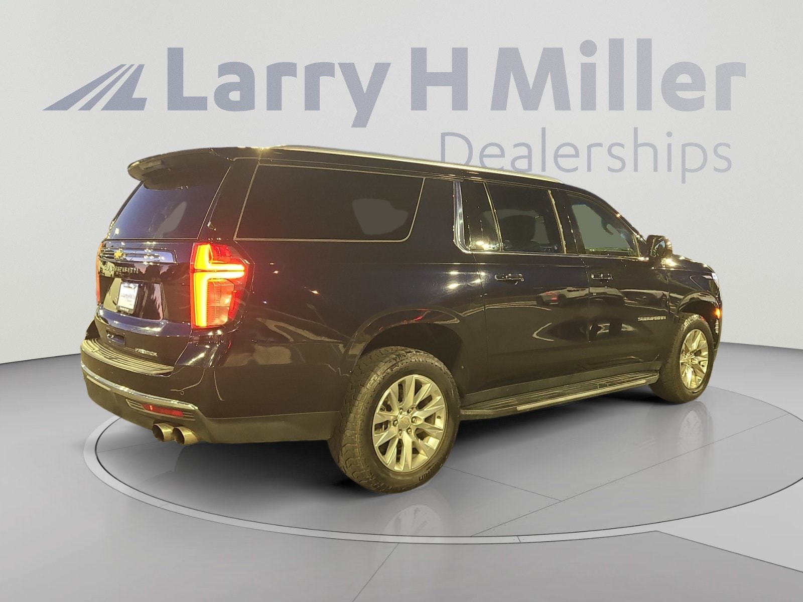2023 Chevrolet Suburban Premier - Photo 6