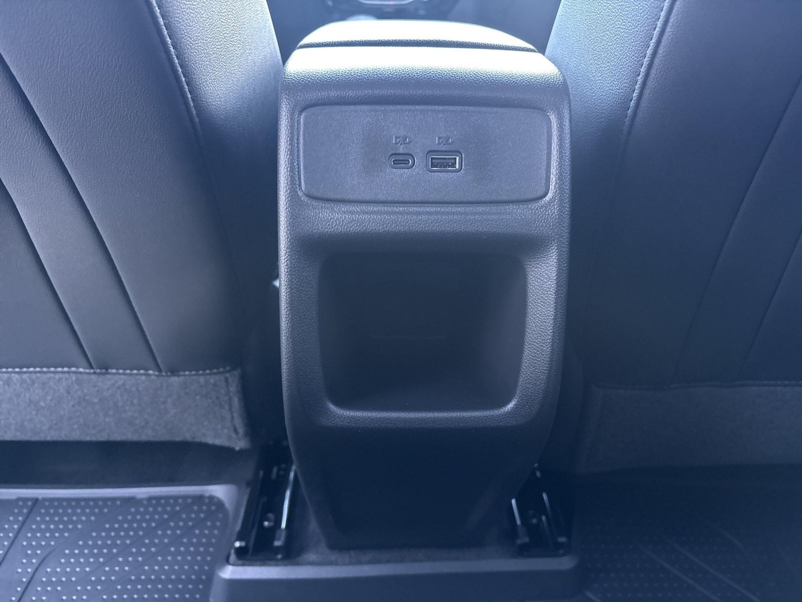 2026 Chevrolet Trax LT - Photo 18