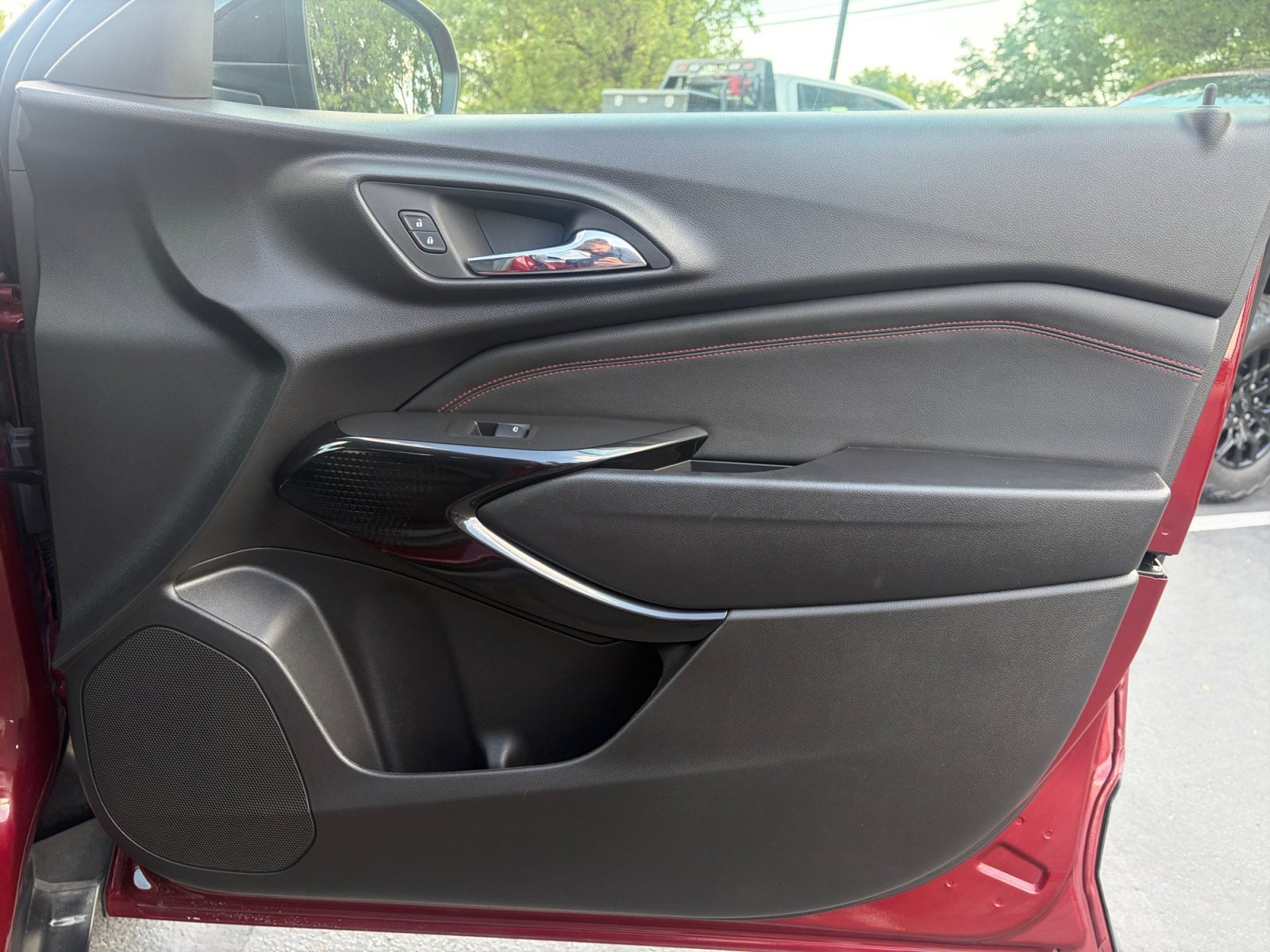 2024 Chevrolet Trax RS - Photo 14