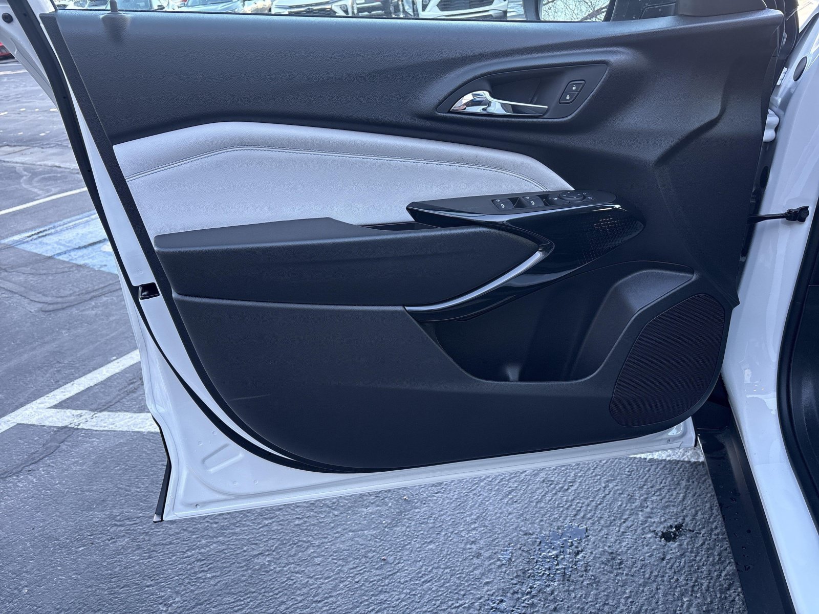 2026 Chevrolet Trax LT - Photo 16