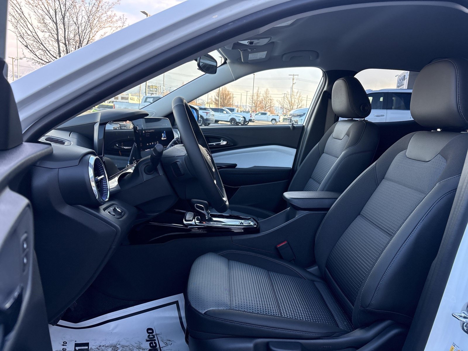 2026 Chevrolet Trax LT - Photo 13