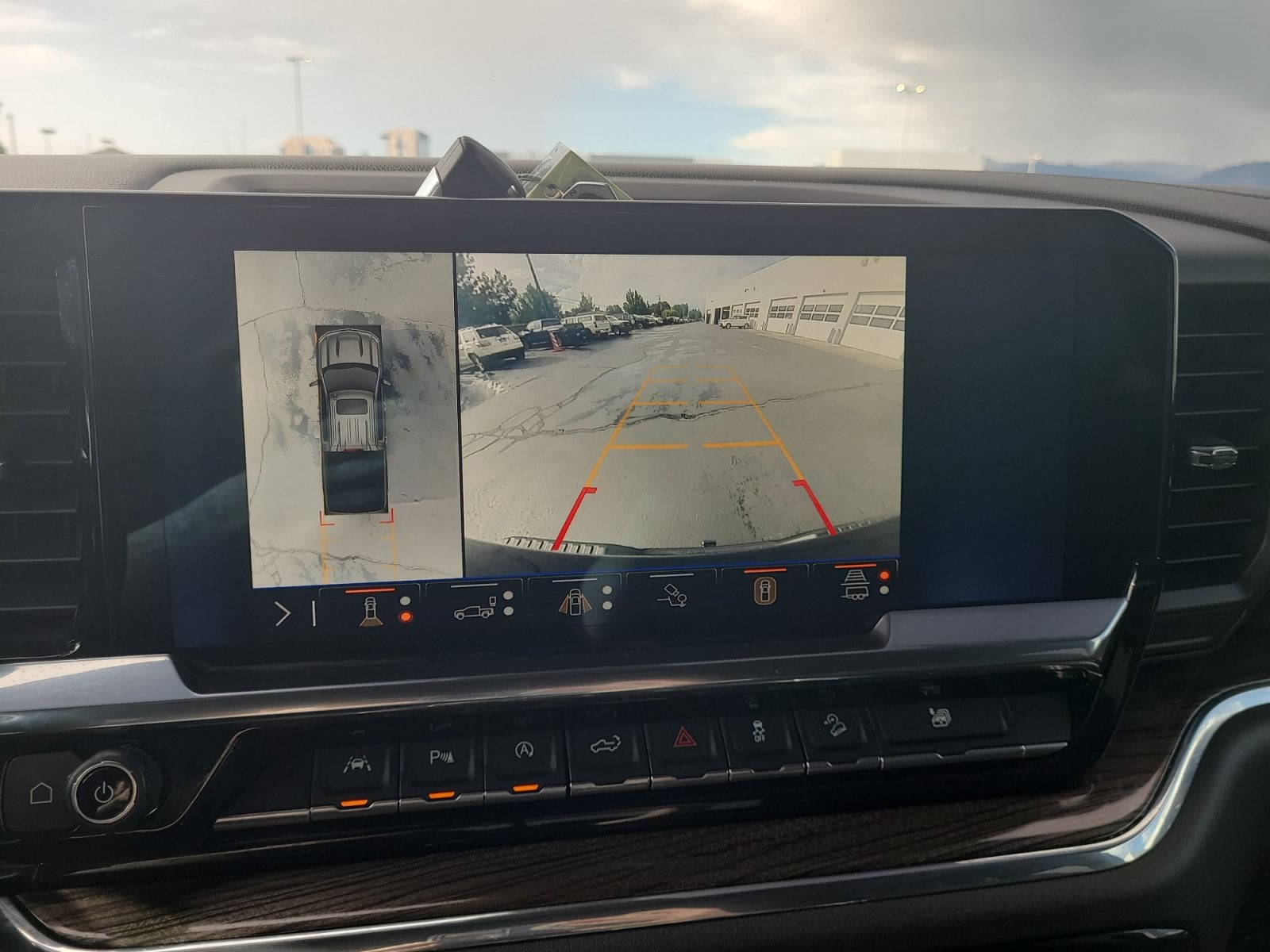 2024 Chevrolet Silverado 1500 RST - Photo 30