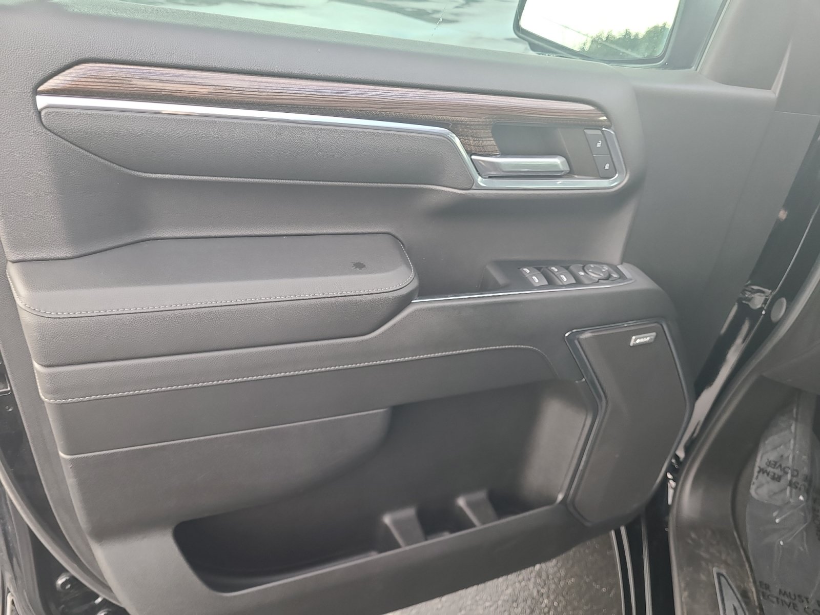 2024 Chevrolet Silverado 1500 RST - Photo 14