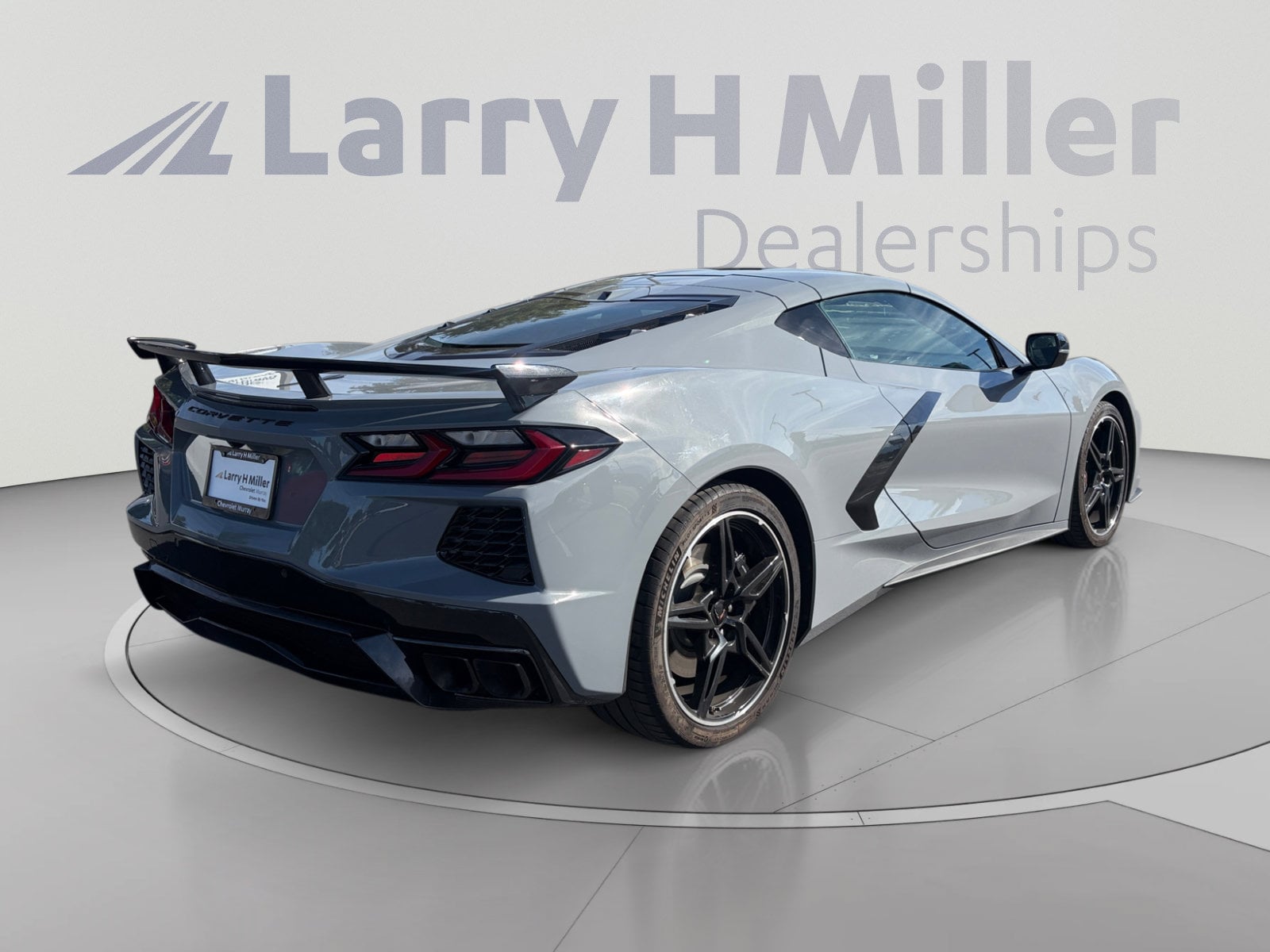 2025 Chevrolet Corvette 2LT - Photo 6
