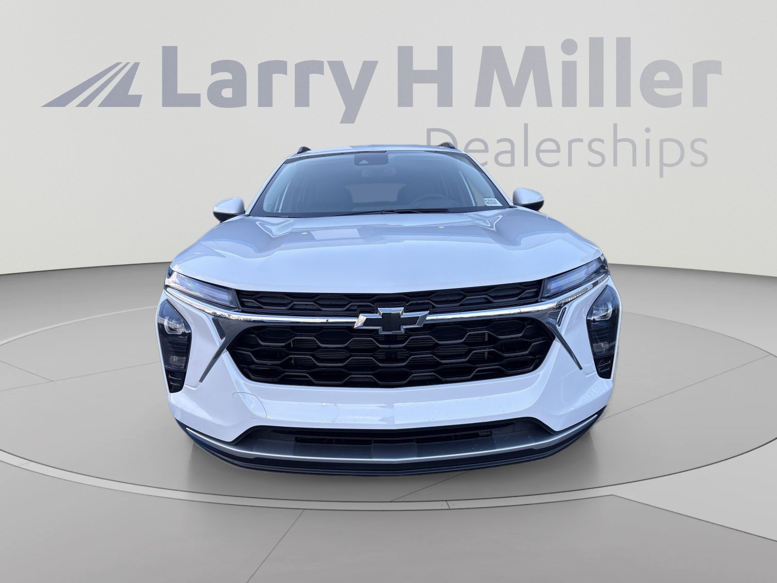 2026 Chevrolet Trax LT - Photo 9