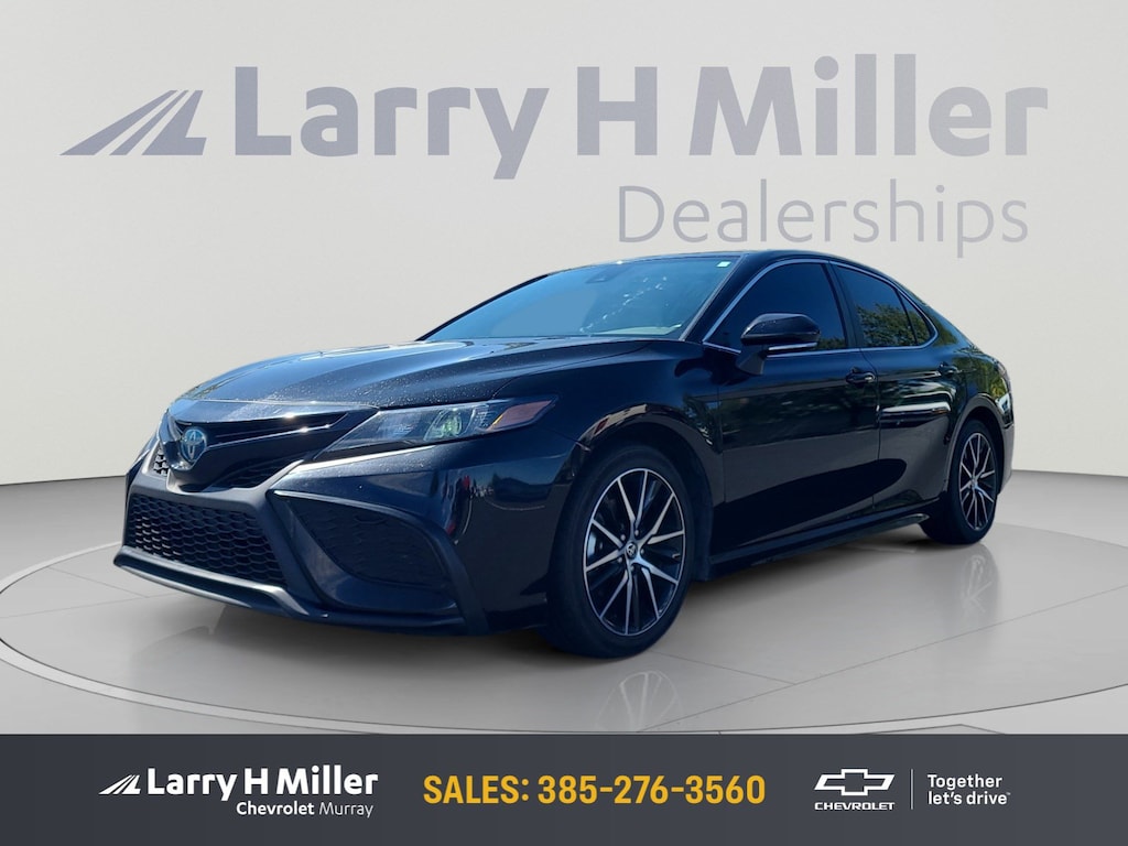 Used 2024 Toyota Camry Hybrid SE Sedan