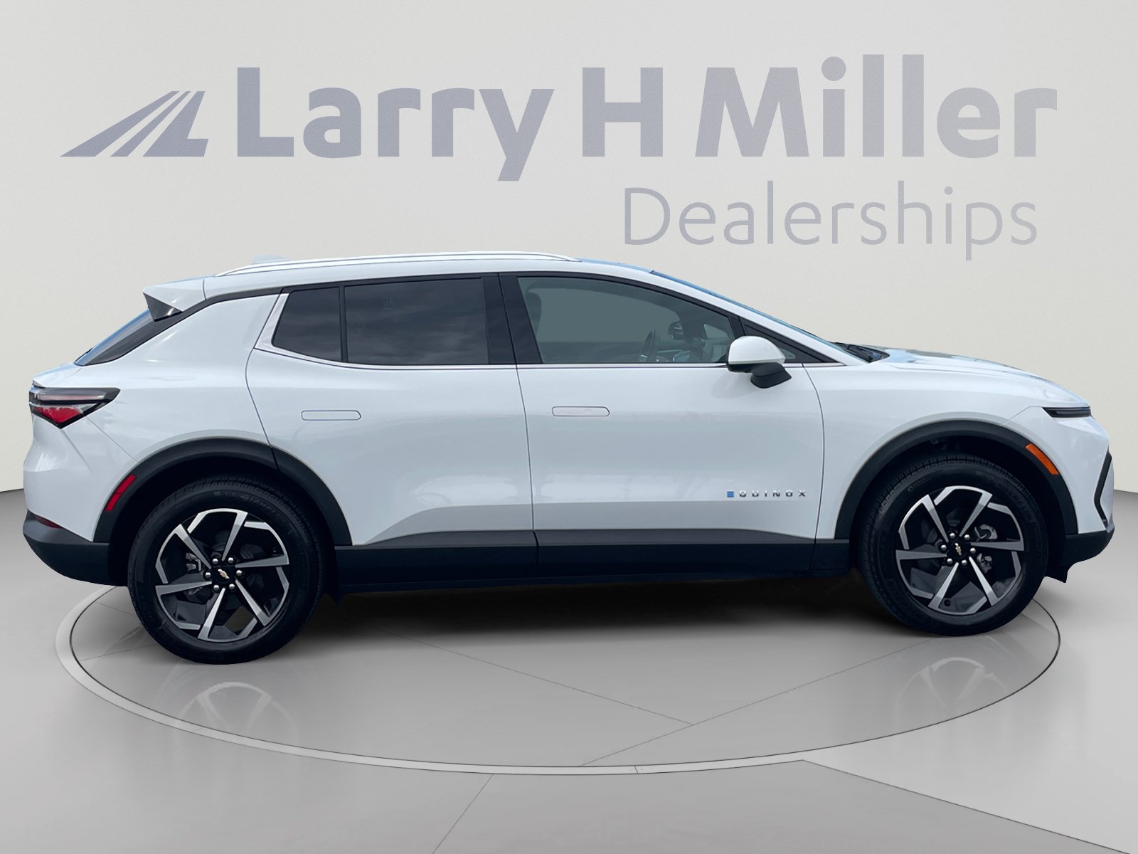 2026 Chevrolet Equinox EV 2LT - Photo 7