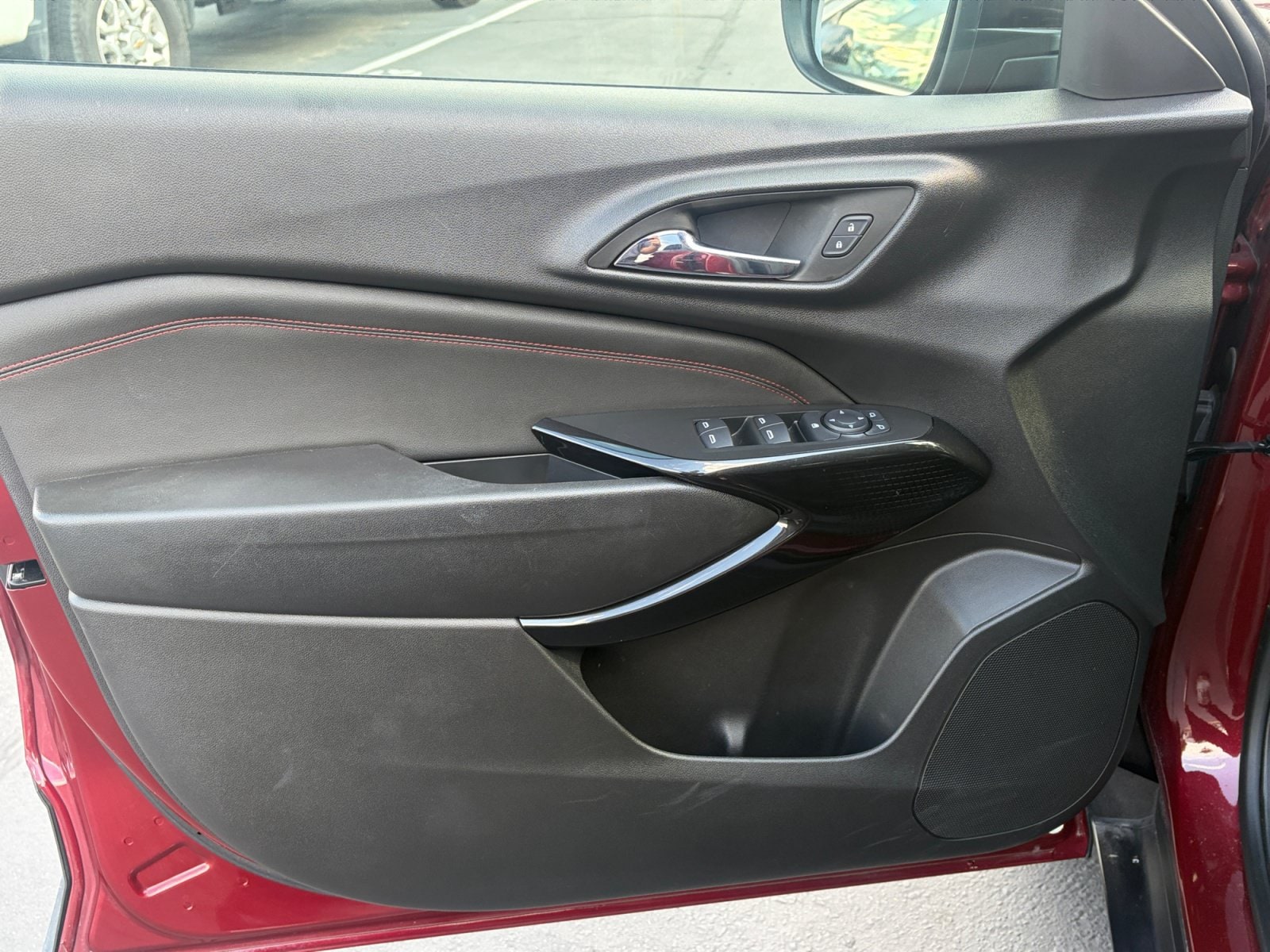 2024 Chevrolet Trax RS - Photo 8