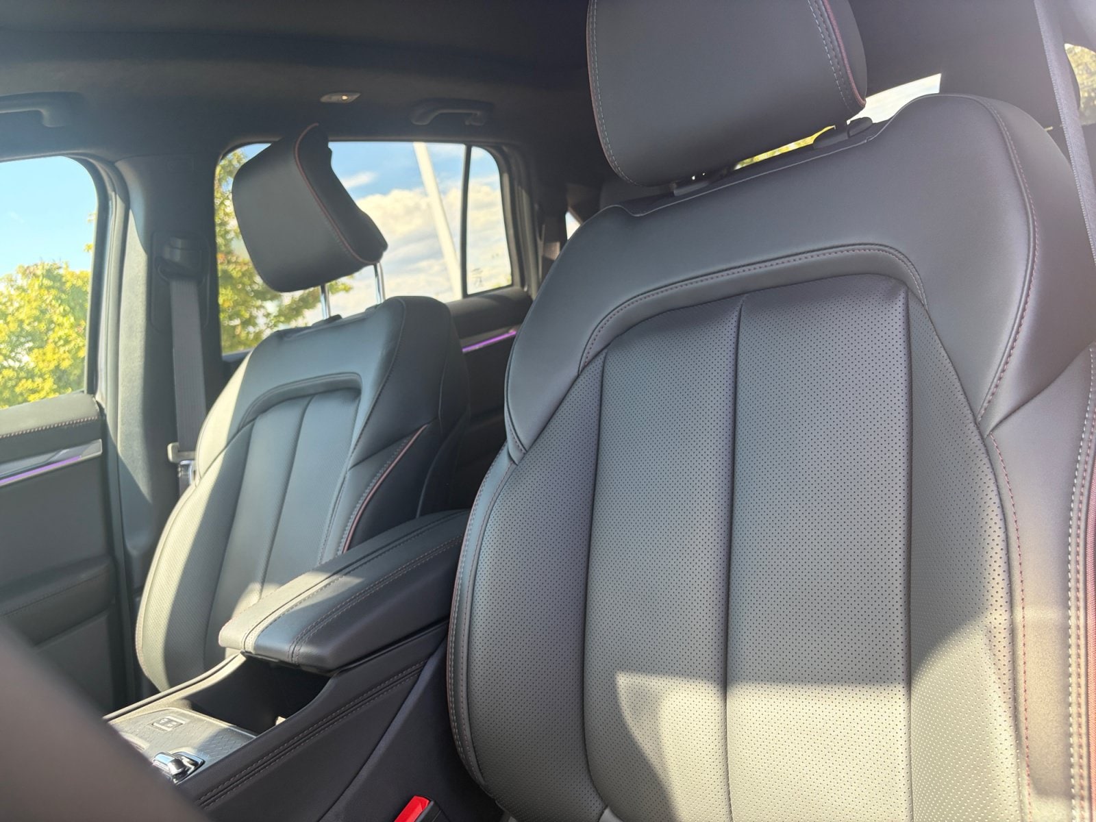 2025 Jeep Wagoneer S Launch Edition - Photo 13