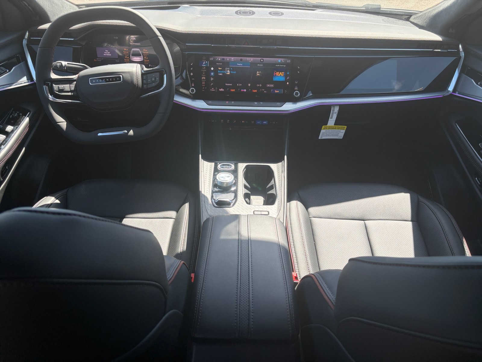 2025 Jeep Wagoneer S Launch Edition - Photo 17