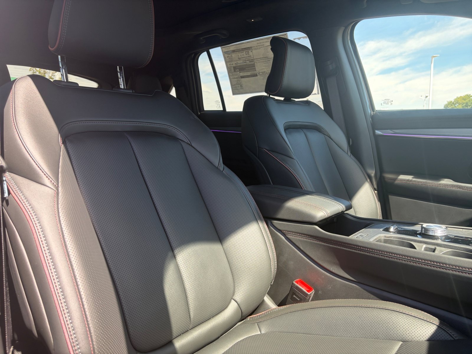 2025 Jeep Wagoneer S Launch Edition - Photo 27