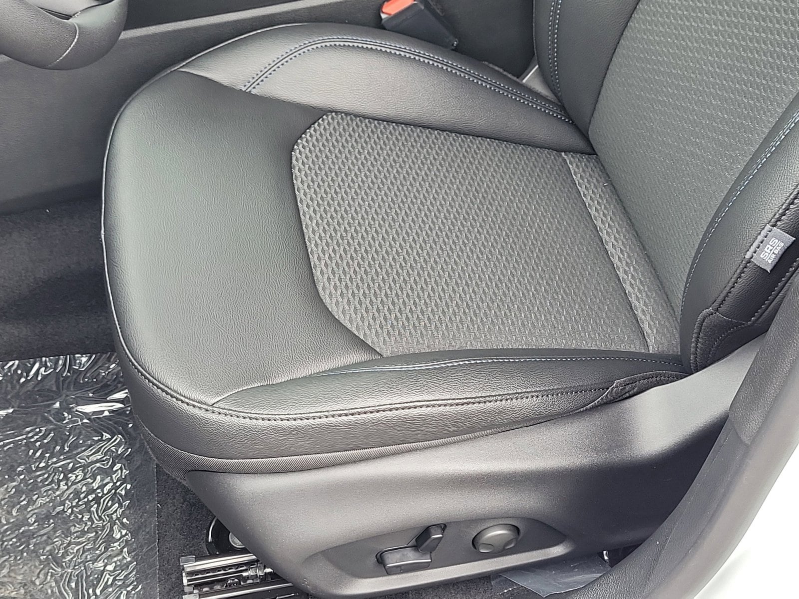 2026 Jeep Compass Latitude Altitude - Photo 21