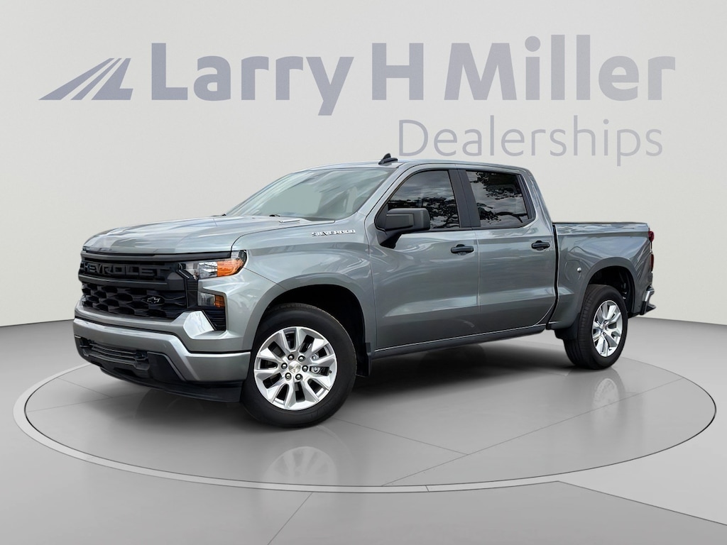 Used 2026 Chevrolet Silverado 1500 Custom Truck Crew Cab