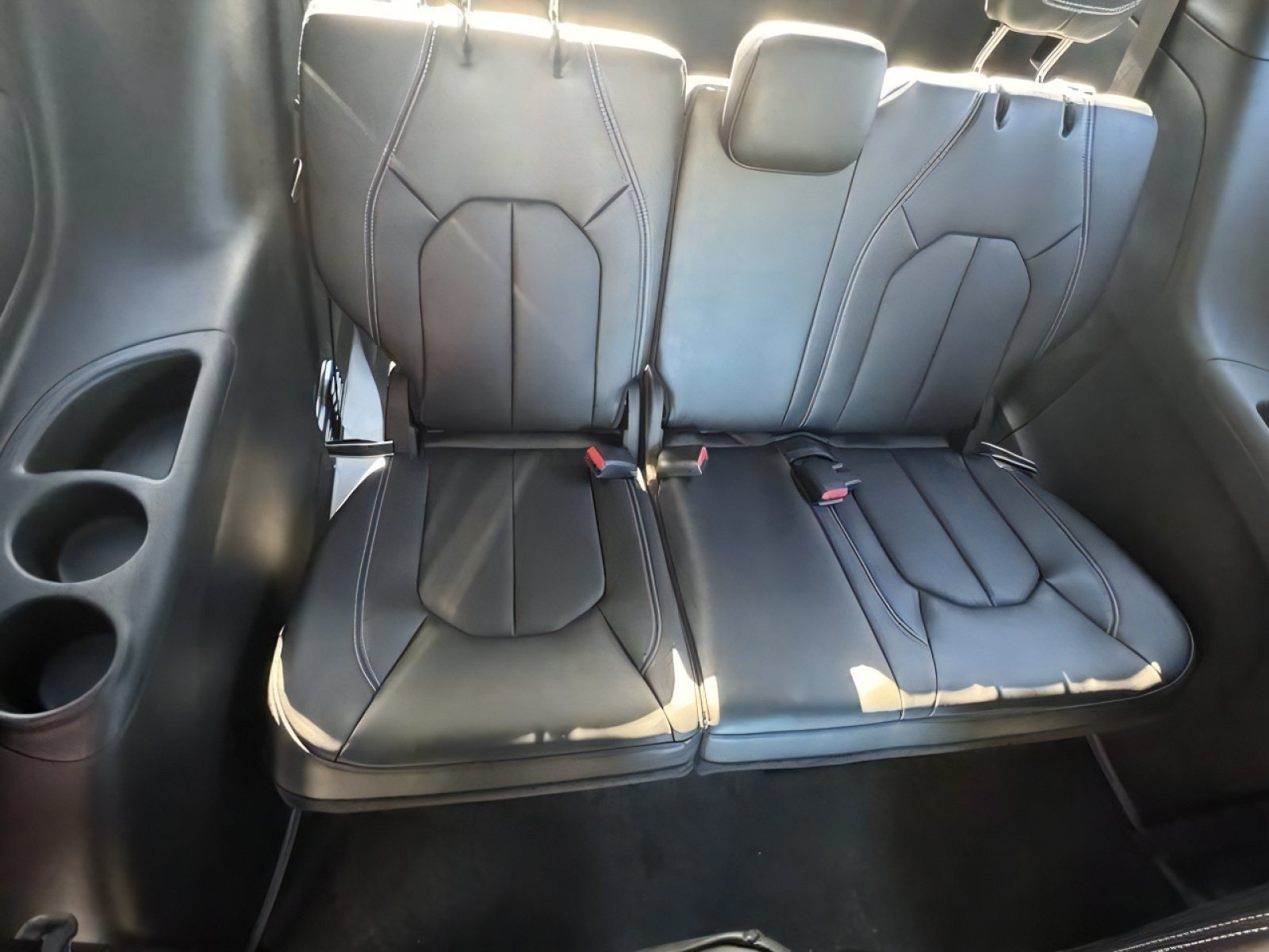 2026 Chrysler Voyager LX - Photo 14