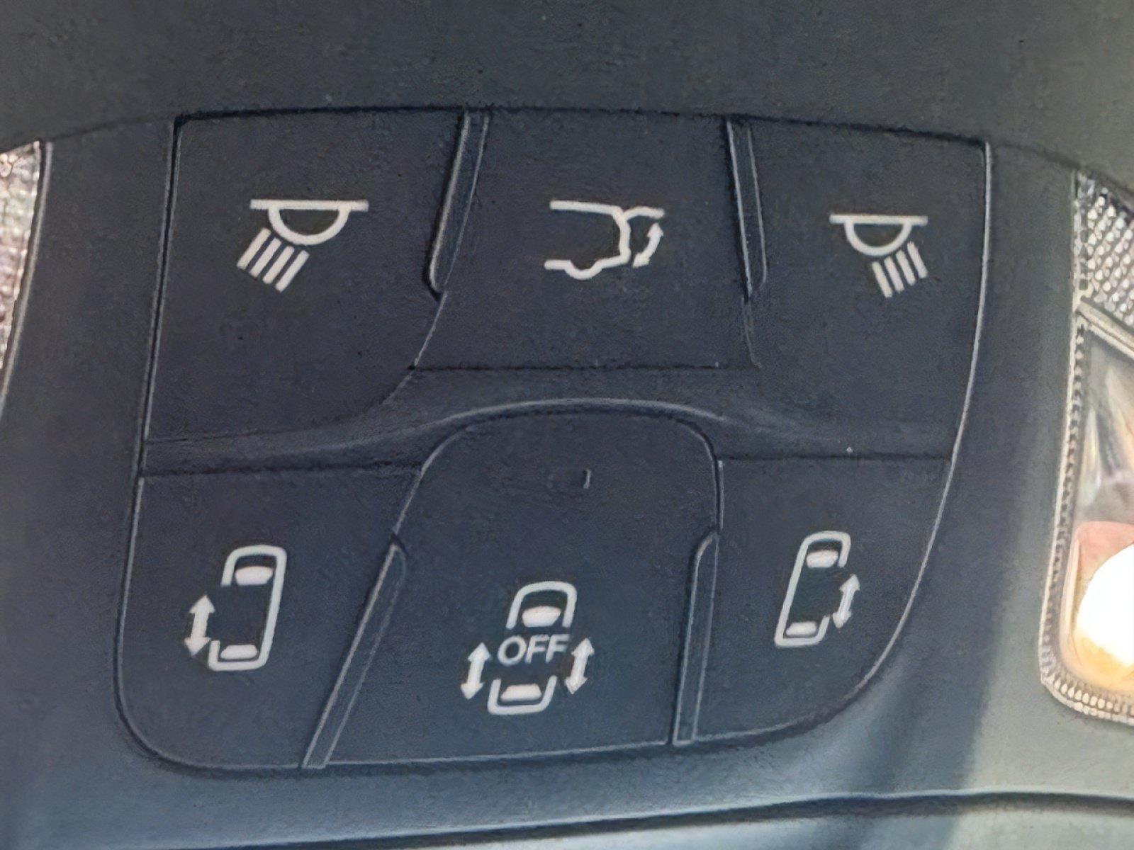 2026 Chrysler Voyager LX - Photo 27
