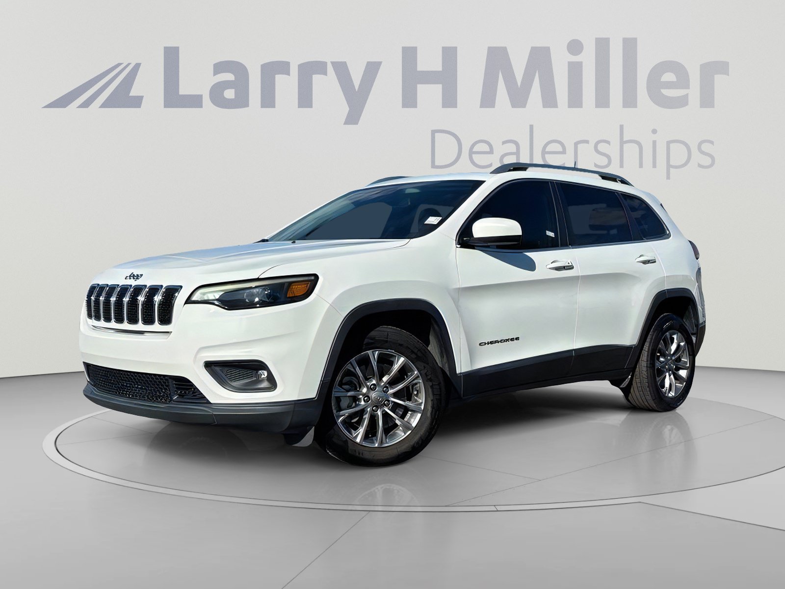 Used 2019 Jeep Cherokee Latitude Plus with VIN 1C4PJLLX0KD145041 for sale in Surprise, AZ