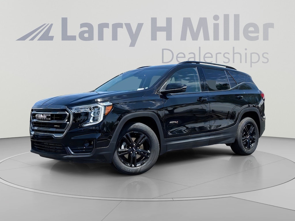 Used 2024 GMC Terrain AT4 SUV