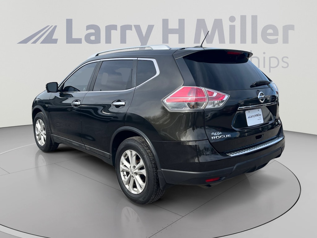 Used 2015 Nissan Rogue SV FWD SV